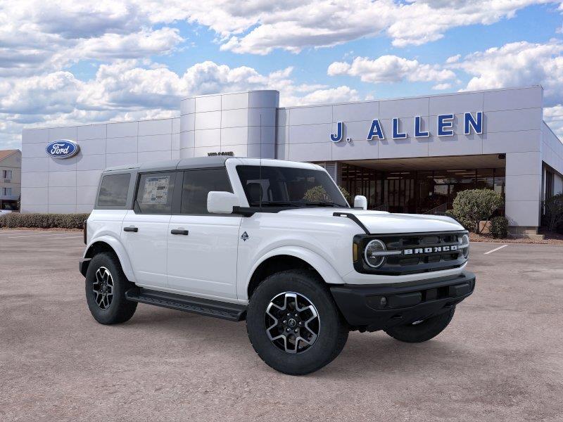 Oxford White 2026 Ford Bronco SUV / Crossover Four-Wheel Drive Automatic