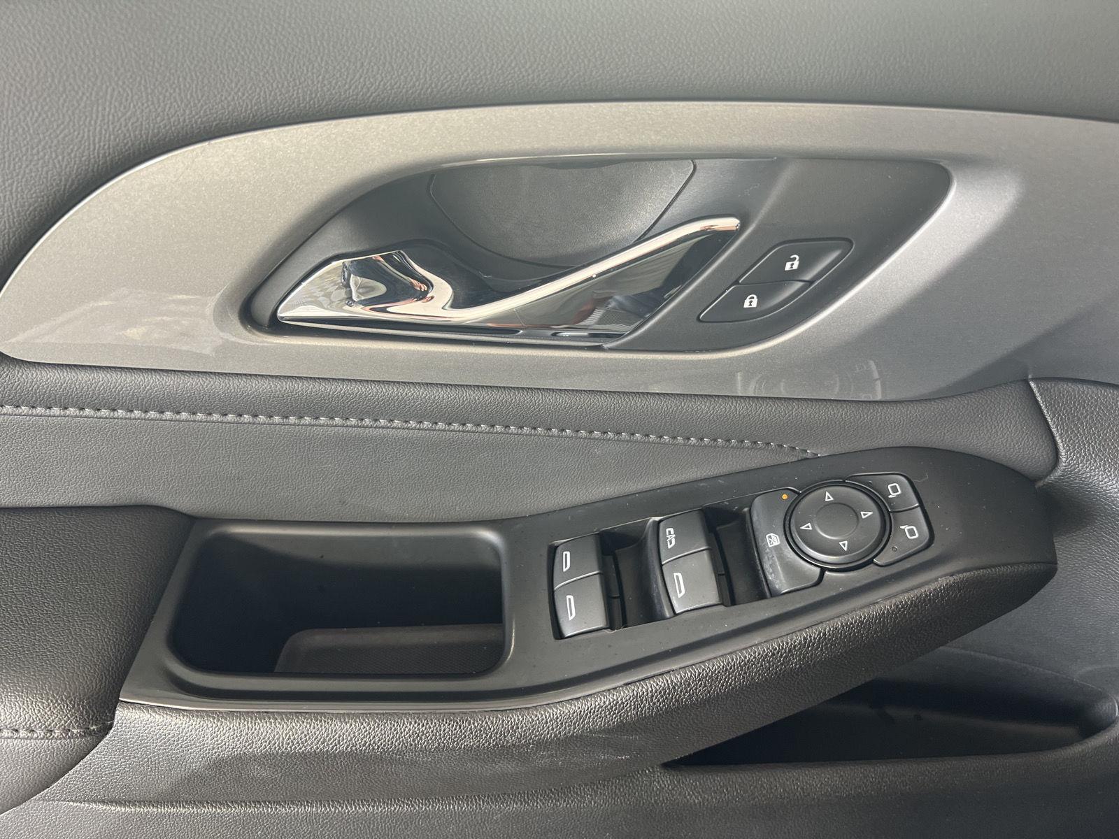 Used 2023 Black Metallic Chevrolet LT image 7