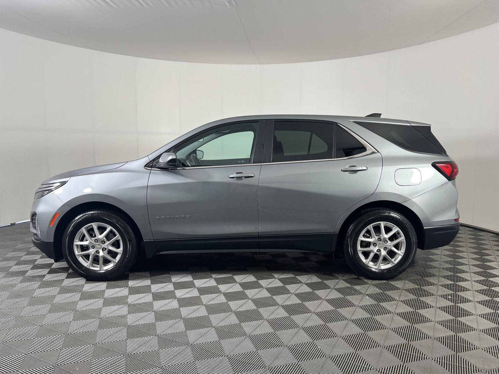 Used 2024 Sterling Gray Metallic Chevrolet LT image 28
