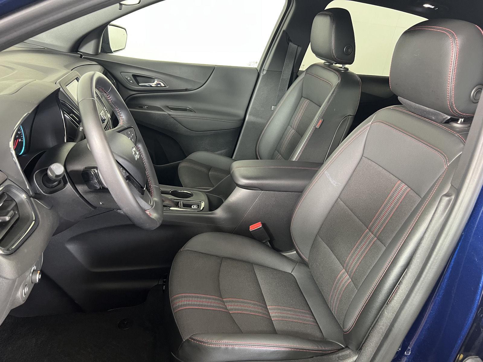 Used 2022 Blue Chevrolet RS image 4