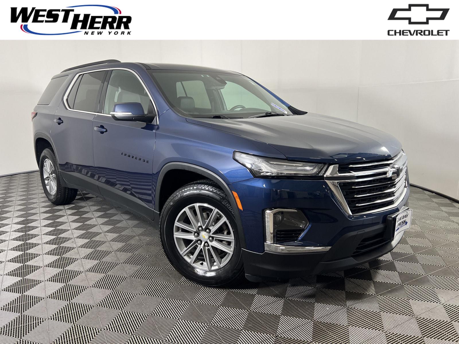 2023 Chevrolet Traverse LT Leather AWD
