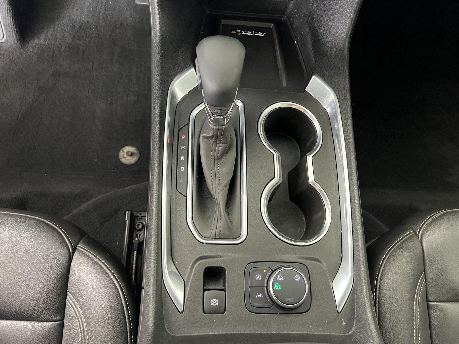Used 2023 Blue Metallic Chevrolet LT Leather image 17