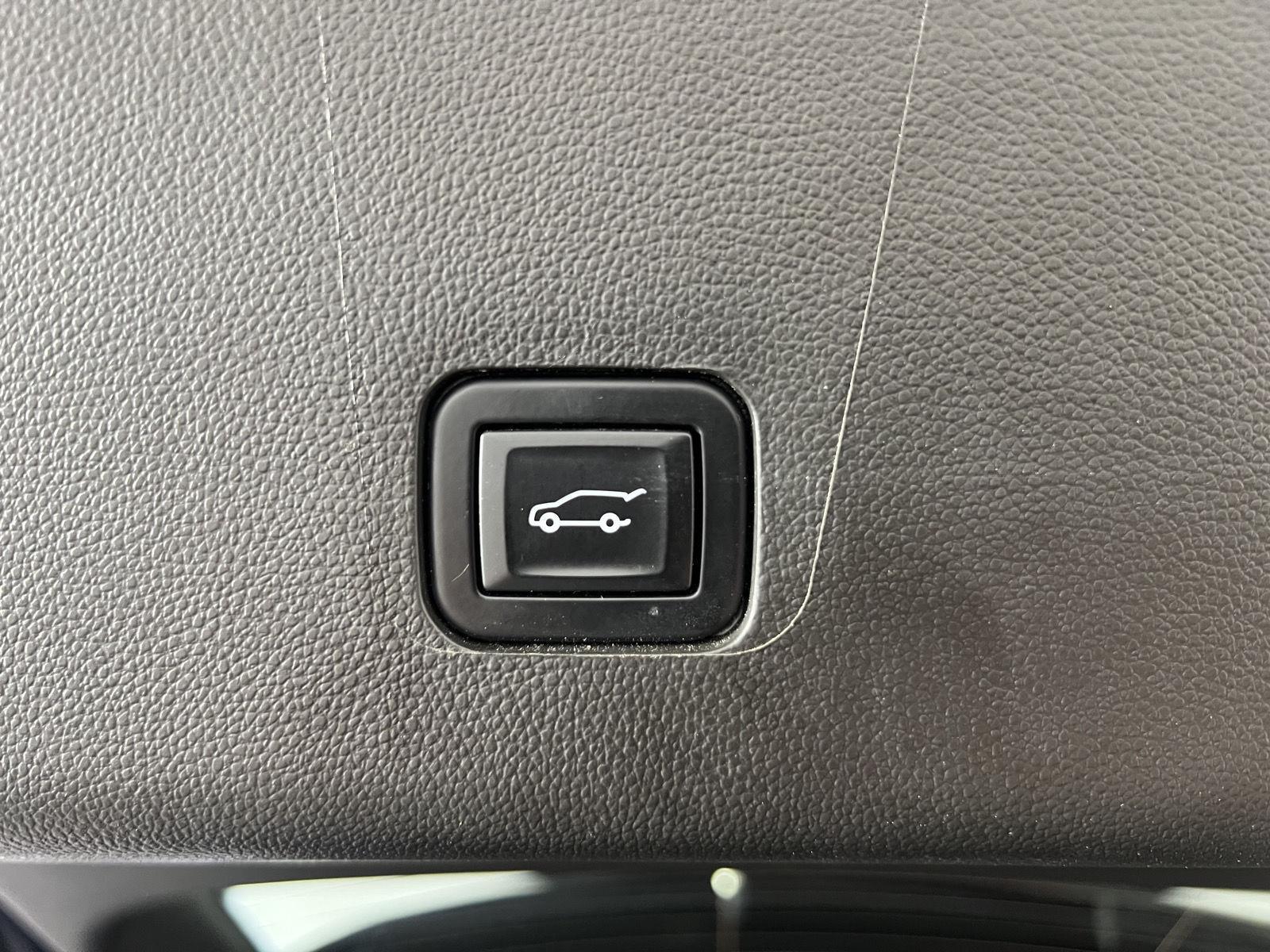 Used 2023 Blue Metallic Chevrolet LT Leather image 23