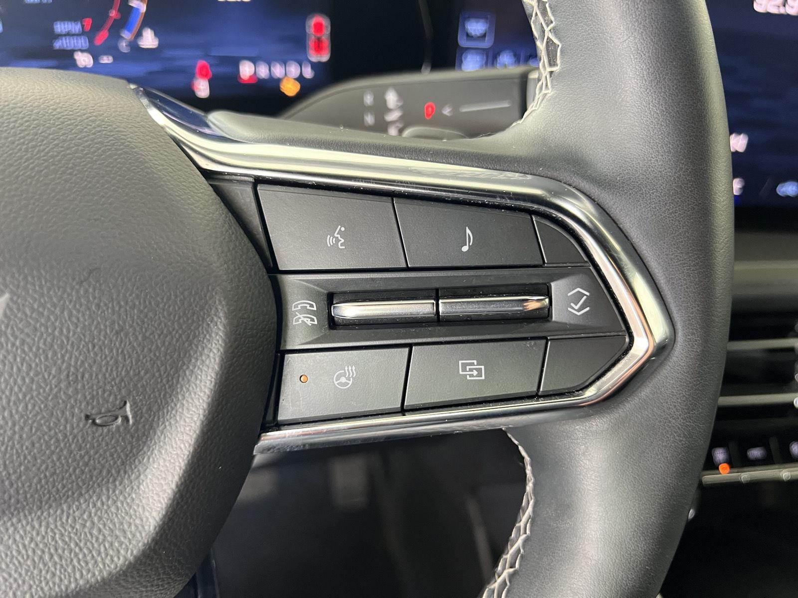 Used 2024 Lakeshore Blue Chevrolet LT image 10