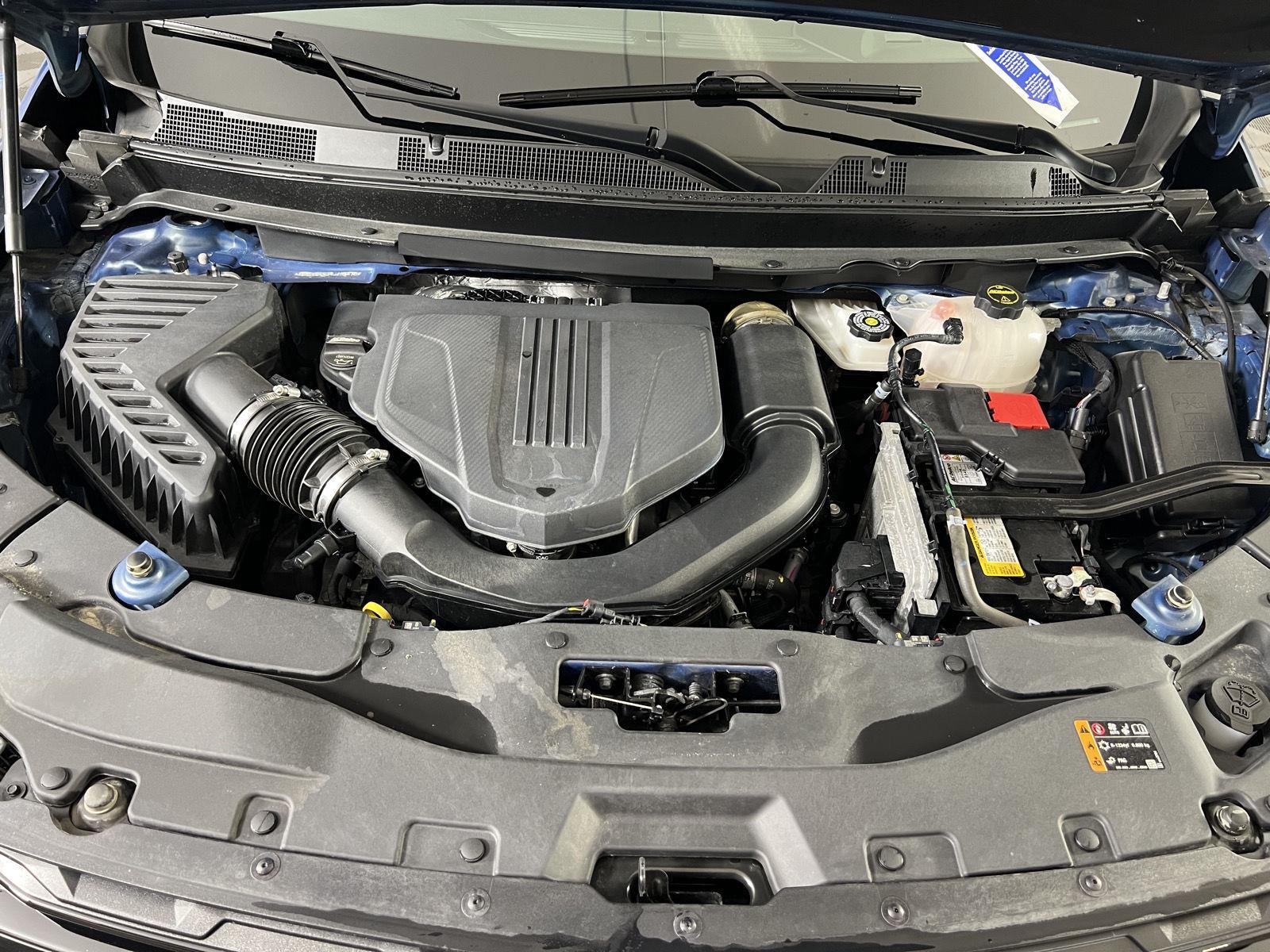Used 2024 Lakeshore Blue Chevrolet LT image 26