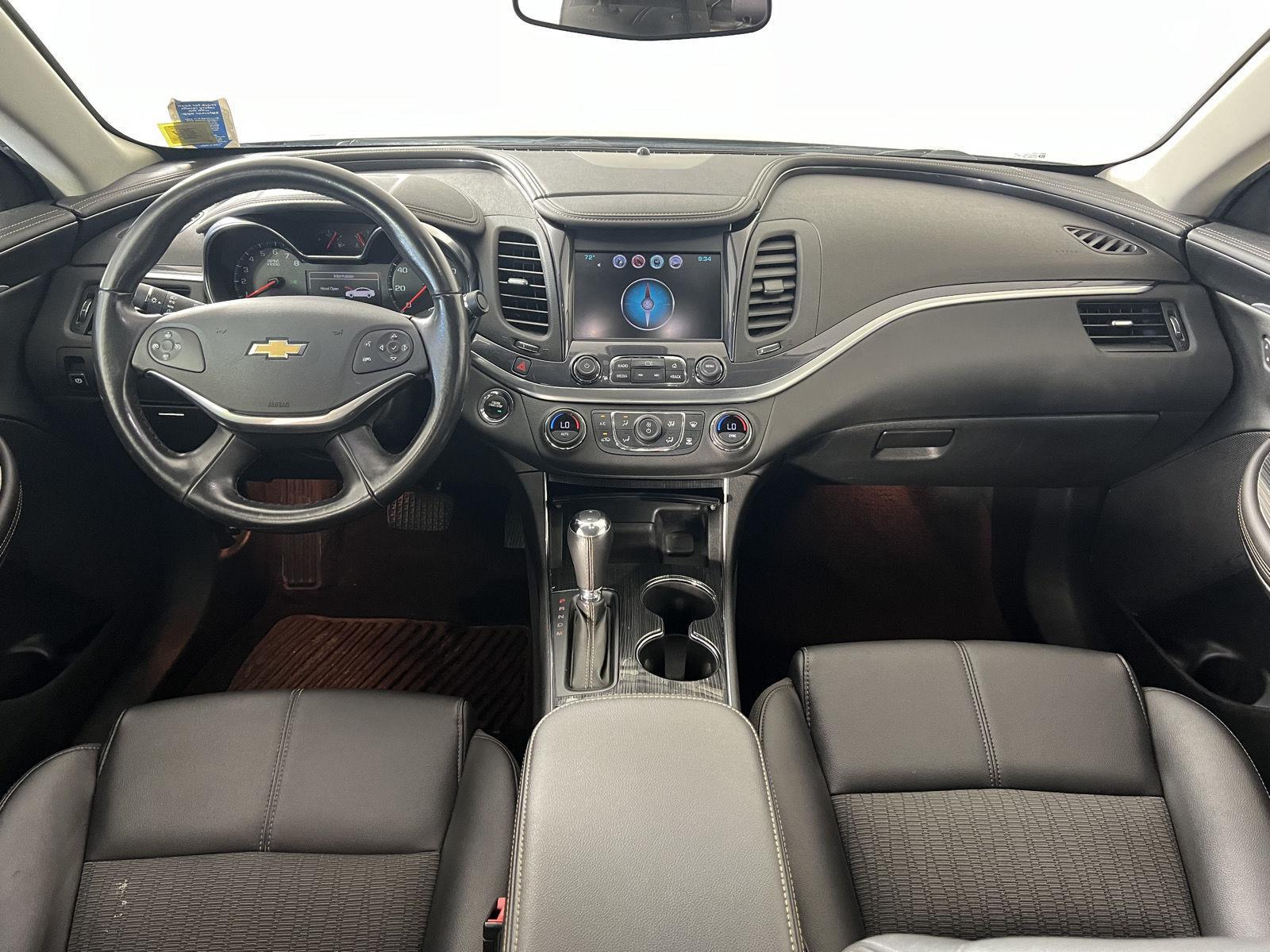 Used 2018 Black Chevrolet LT image 19