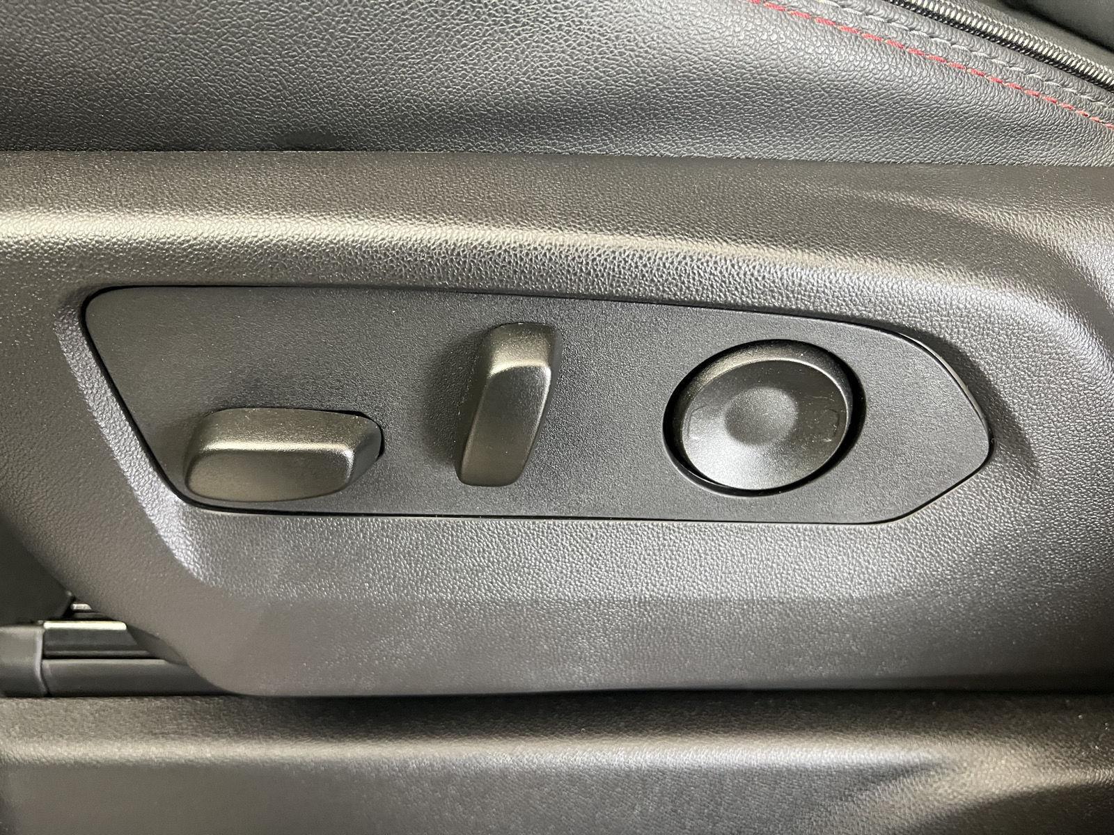 Used 2025 Black Chevrolet RST image 5