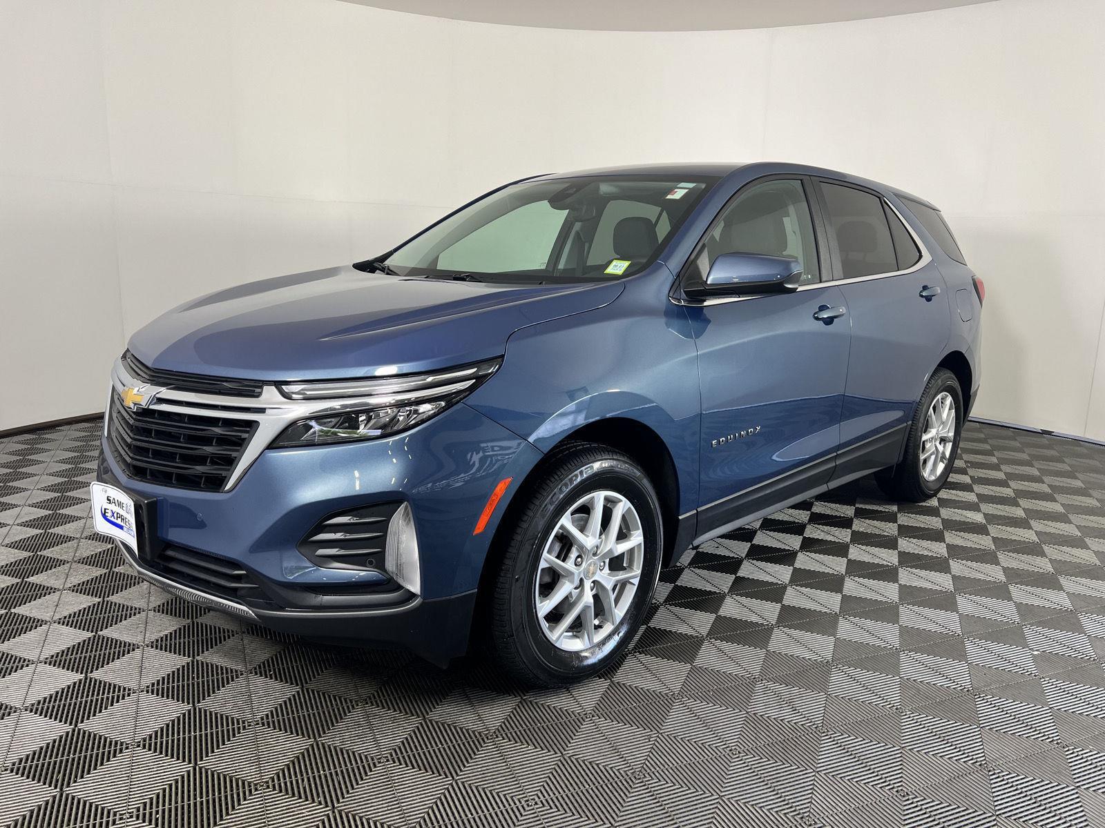 Used 2024 Lakeshore Blue Metallic Chevrolet LT image 29