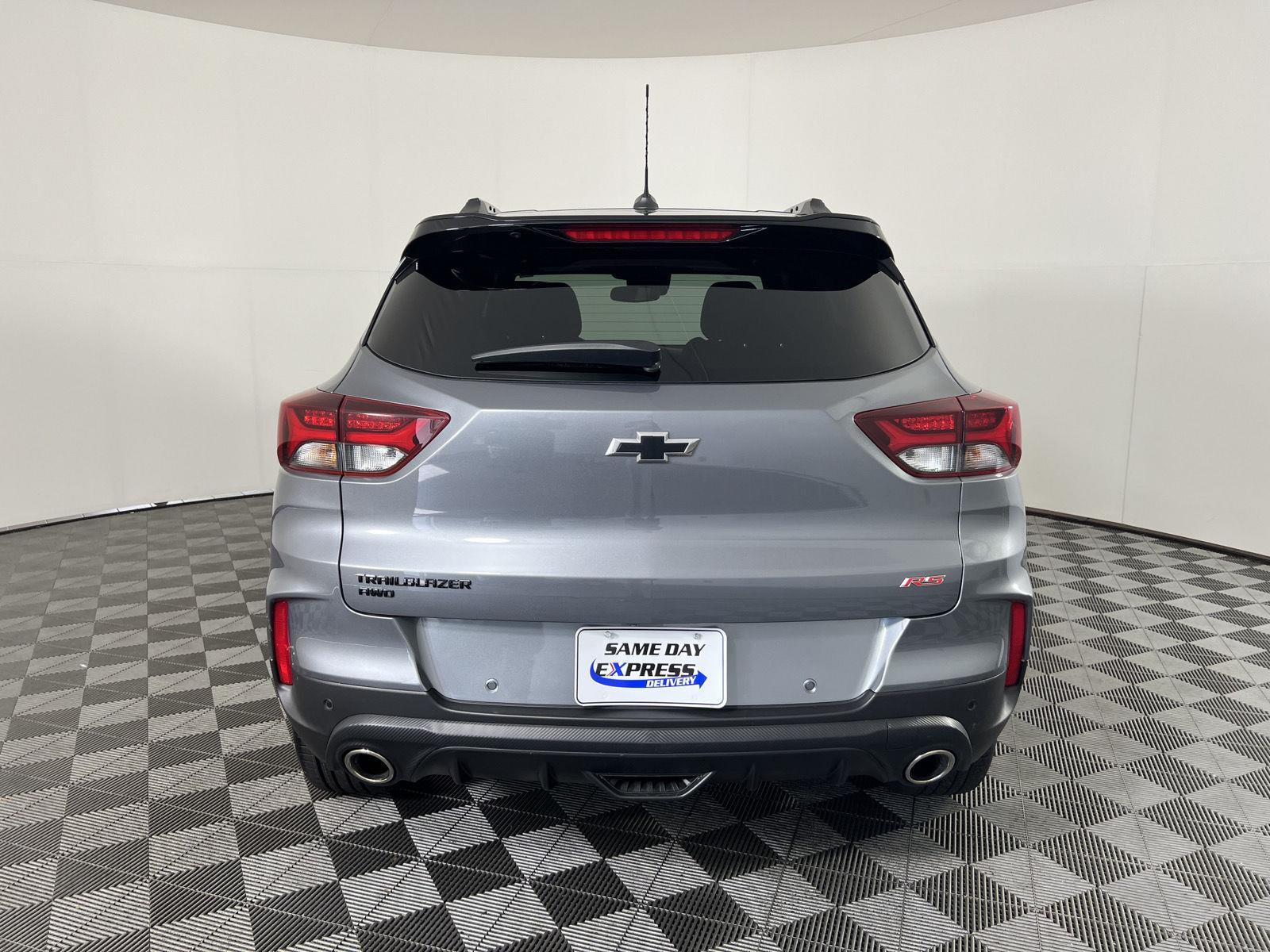 Used 2021 Steel Metallic Chevrolet RS image 25