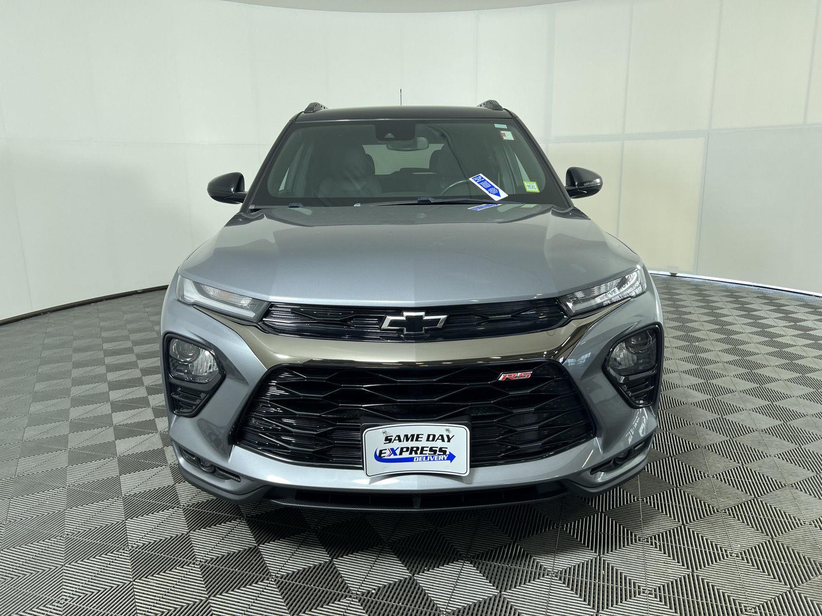Used 2021 Steel Metallic Chevrolet RS image 27