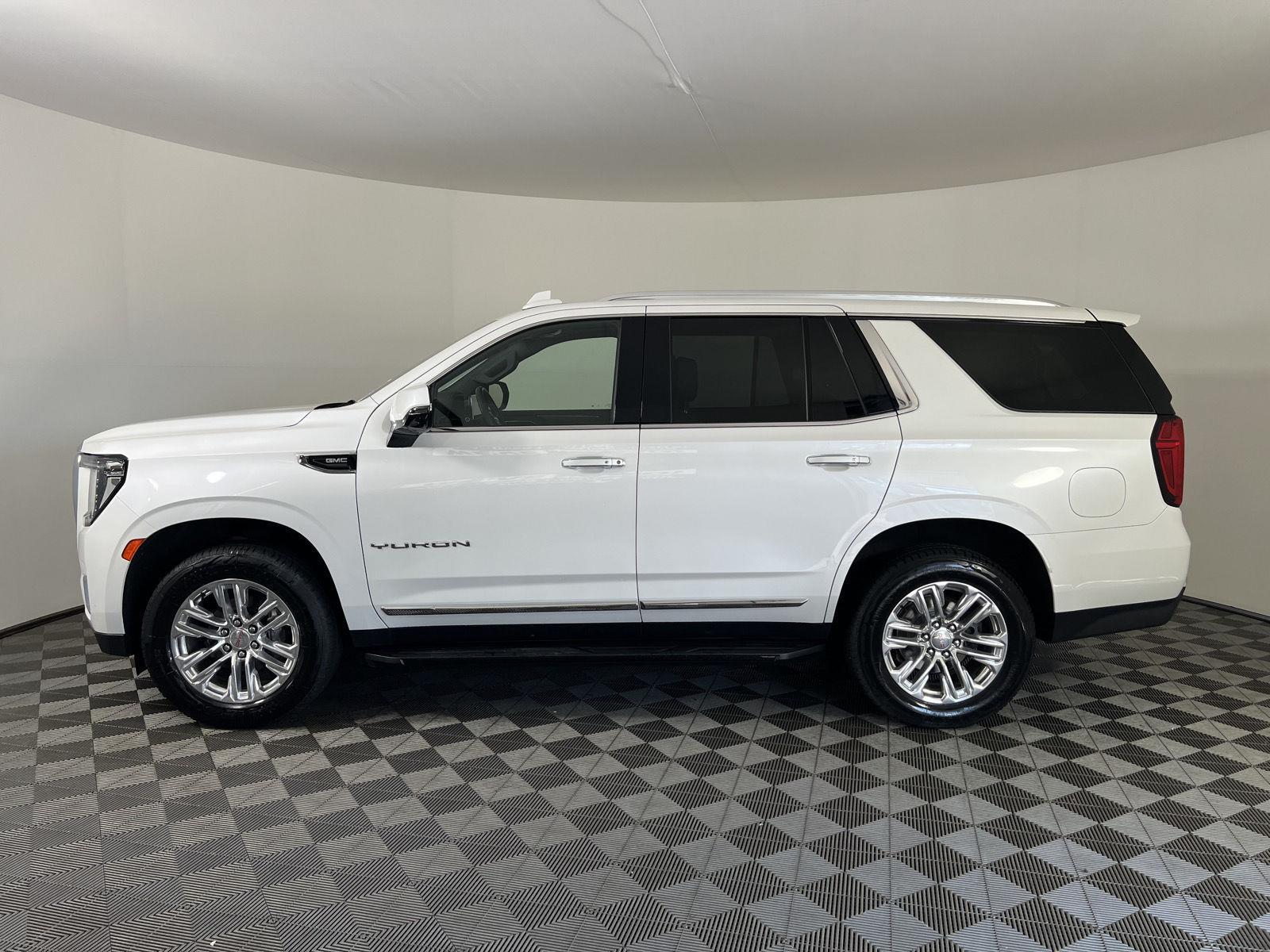Used 2022 White Frost GMC SLT image 34