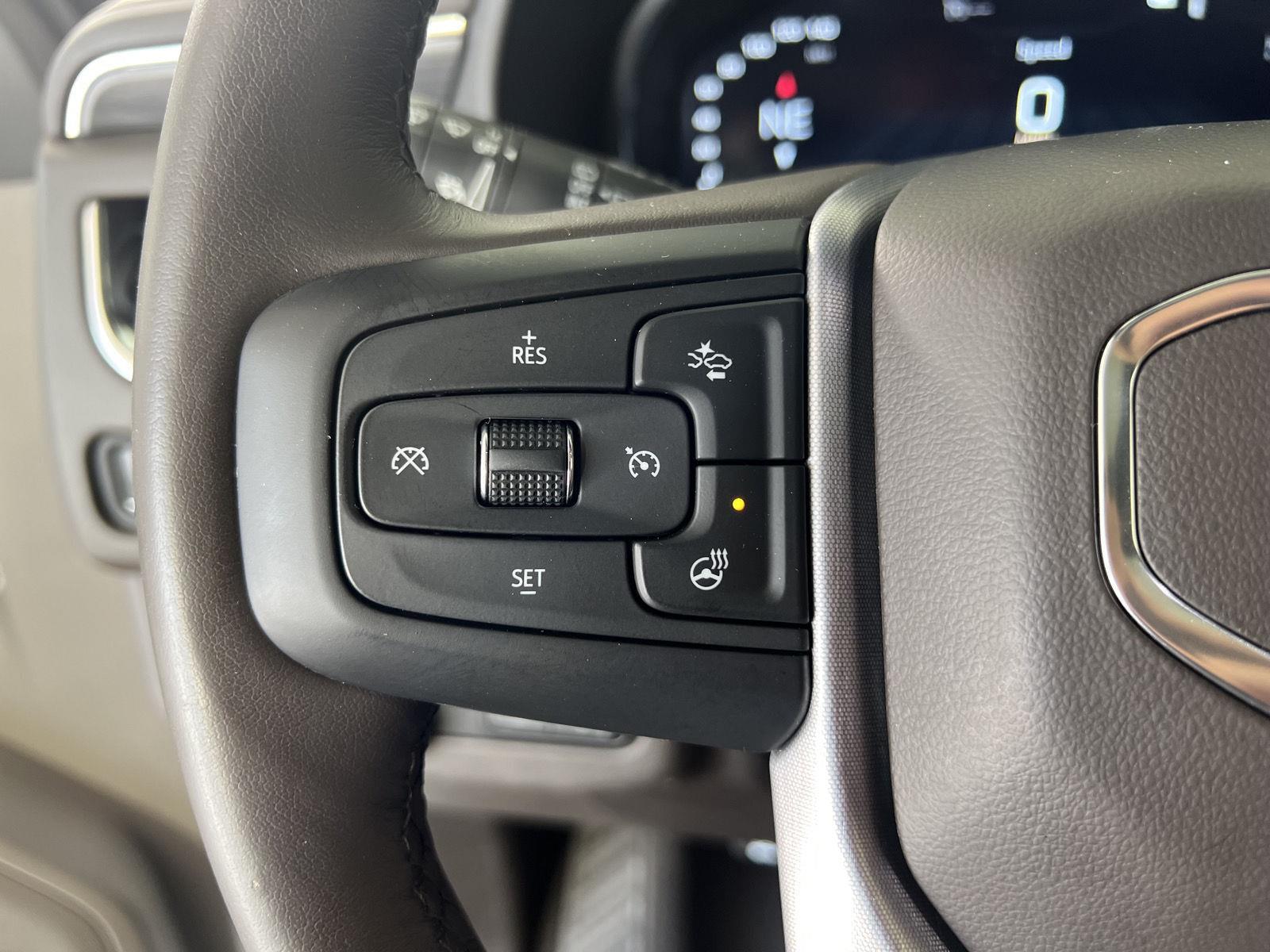 Used 2022 White Frost GMC SLT image 14