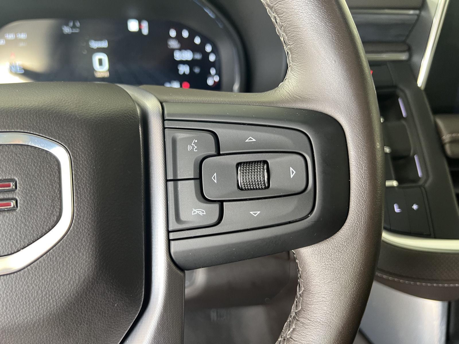 Used 2022 White Frost GMC SLT image 15