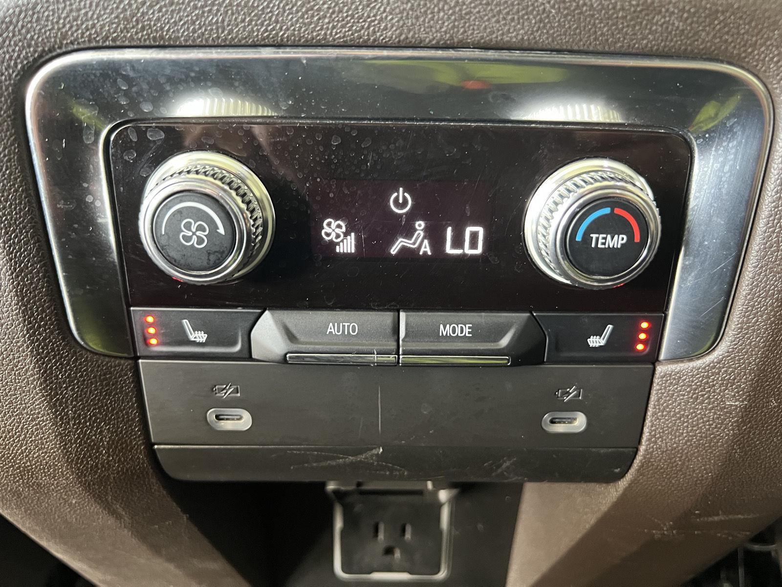 Used 2022 White Frost GMC SLT image 25