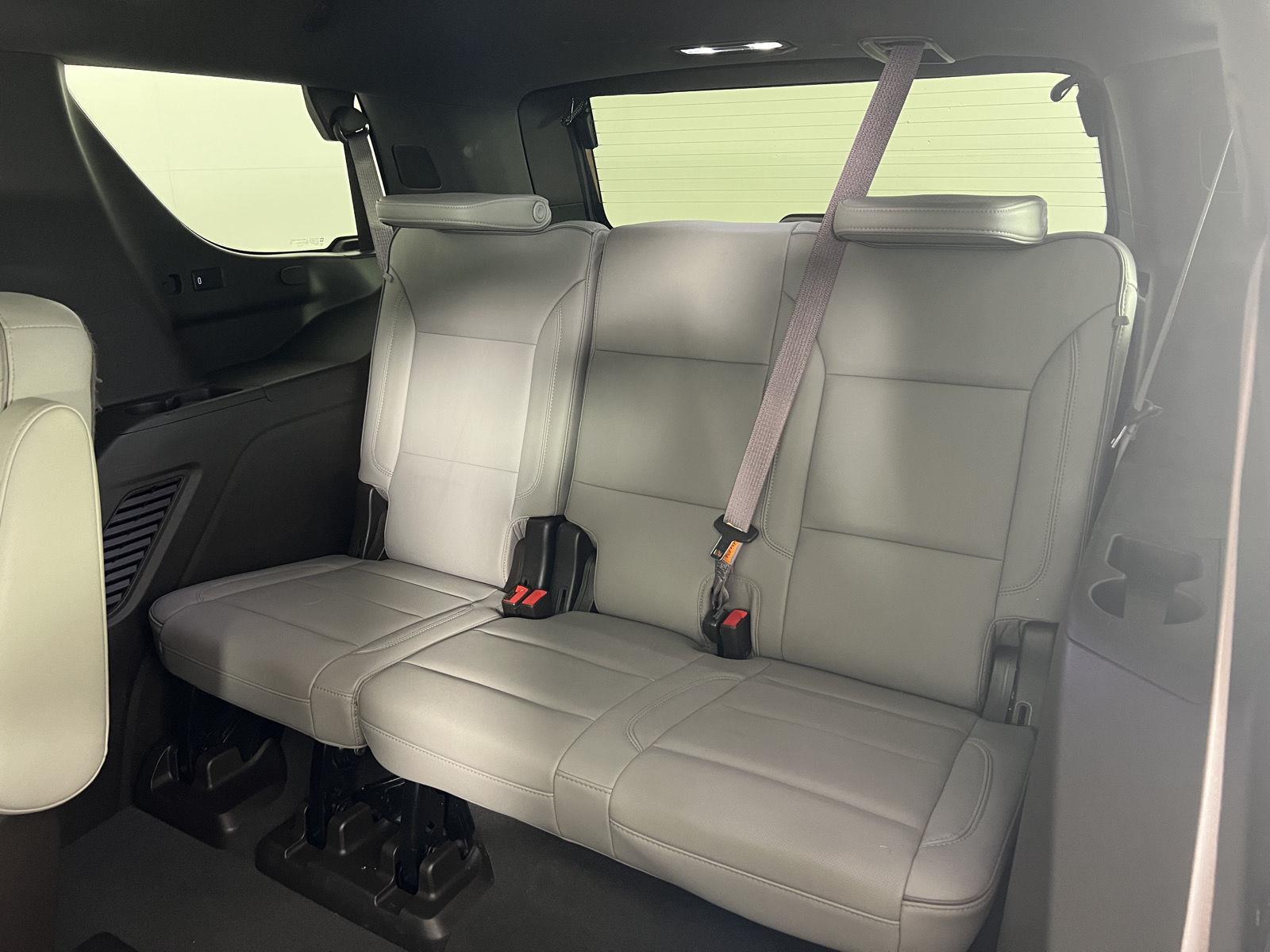 Used 2022 White Frost GMC SLT image 27