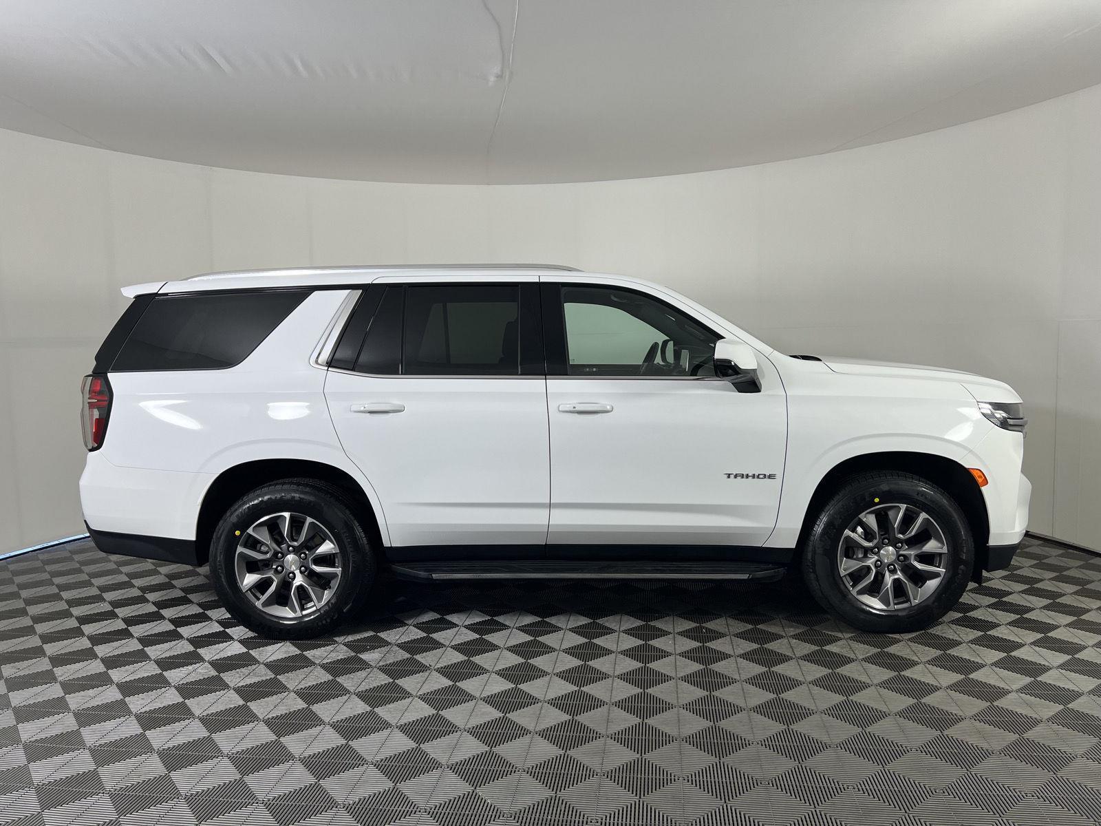 Used 2023 Summit White Chevrolet LT image 29