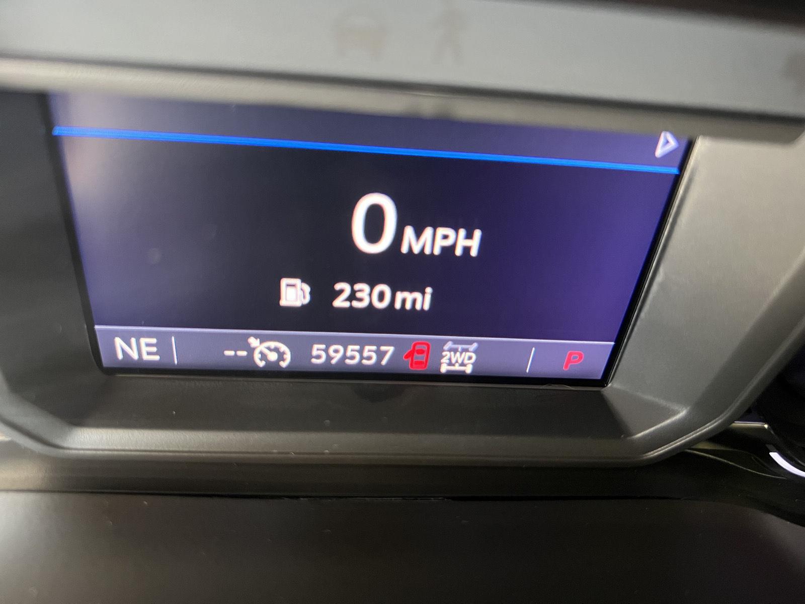 Used 2021 Summit White GMC Elevation image 29