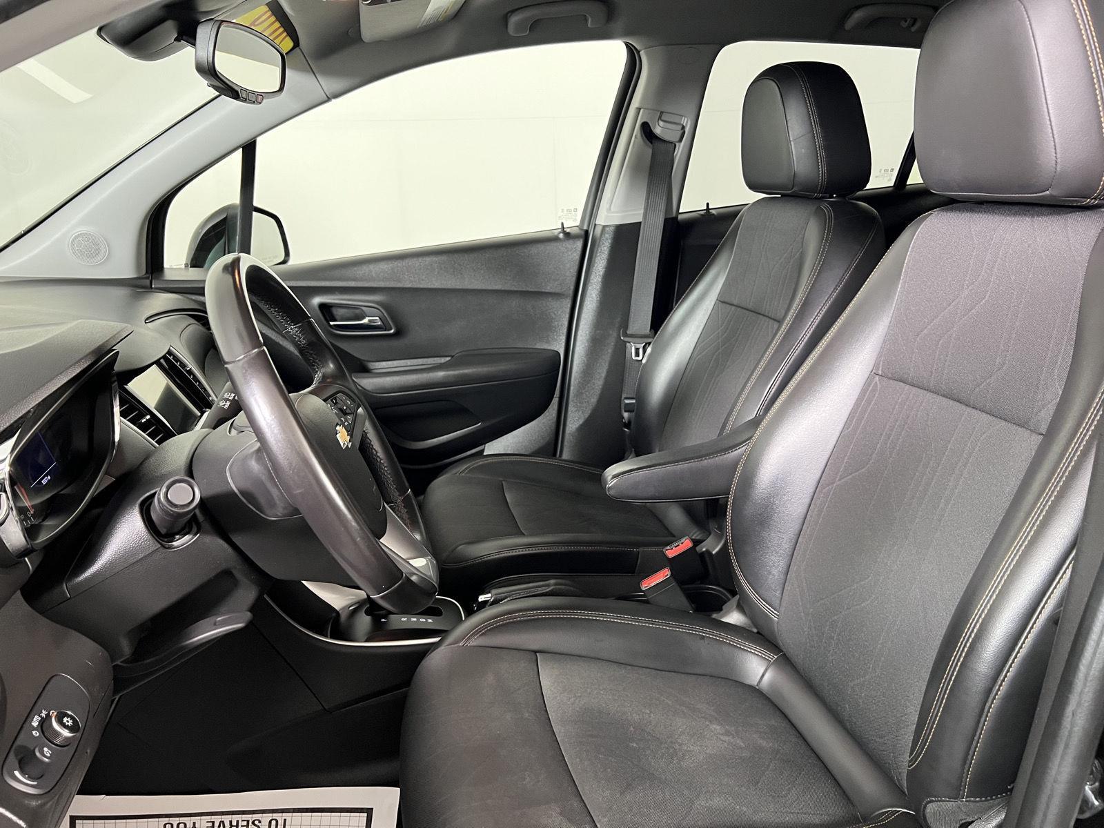Used 2019 Black Metallic Chevrolet LT image 7