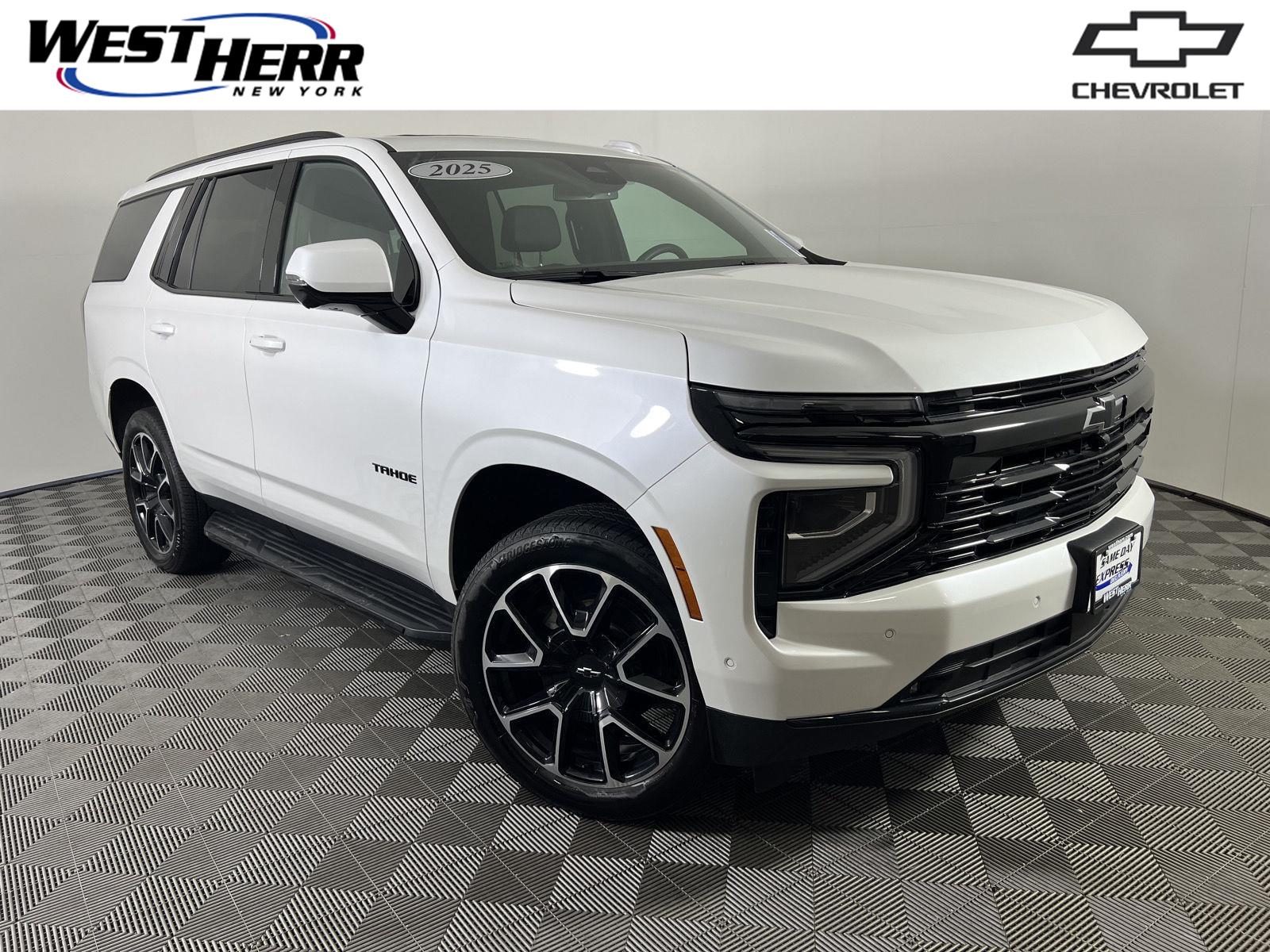 White (Iridescent Pearl Tricoat) 2025 Chevrolet Tahoe SUV / Crossover Four-Wheel Drive Automatic