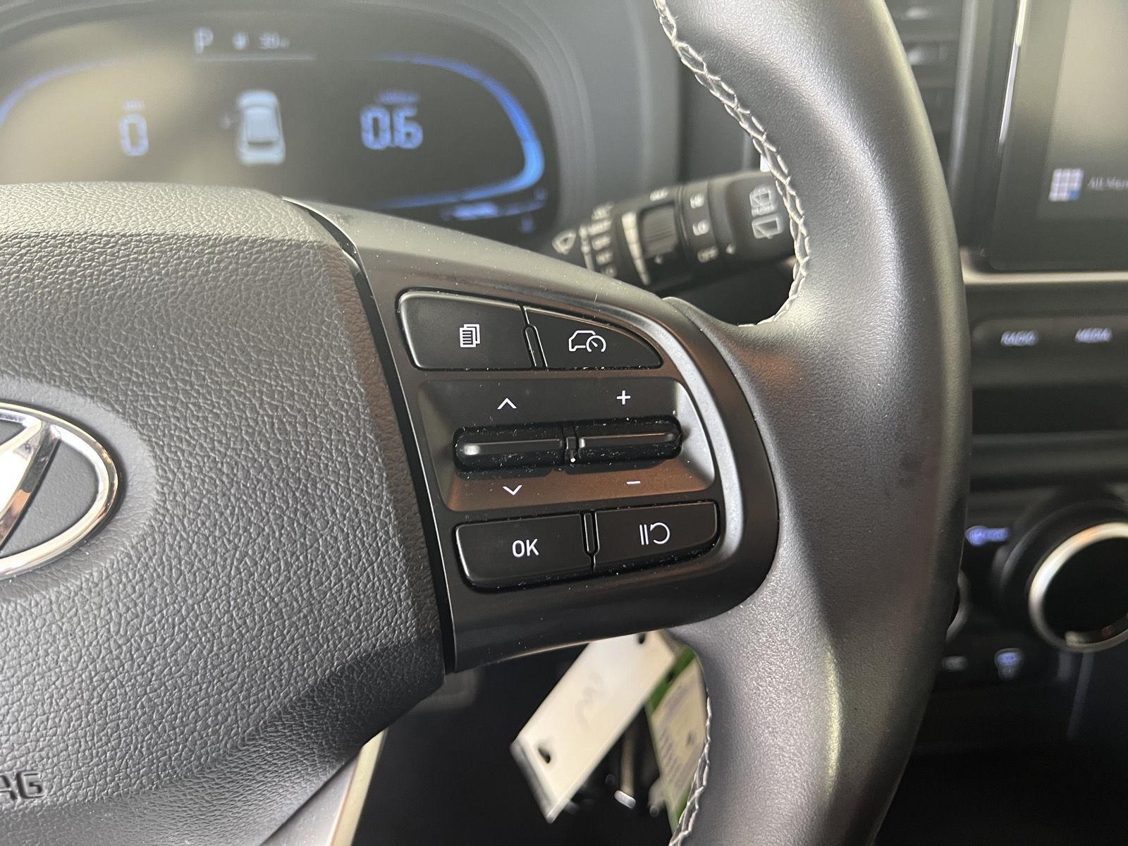 Used 2023 Shimmering Silver Hyundai SEL image 9