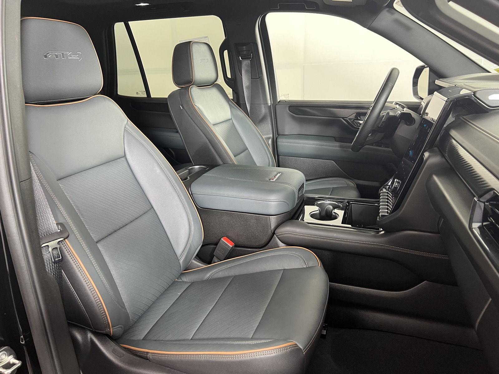 Used 2026 Onyx Black GMC AT4 image 29