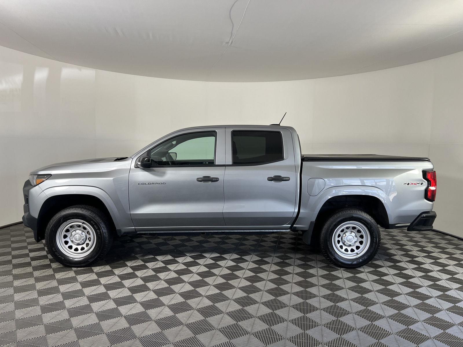 Used 2023 Sterling Gray Metallic Chevrolet Work Truck image 17