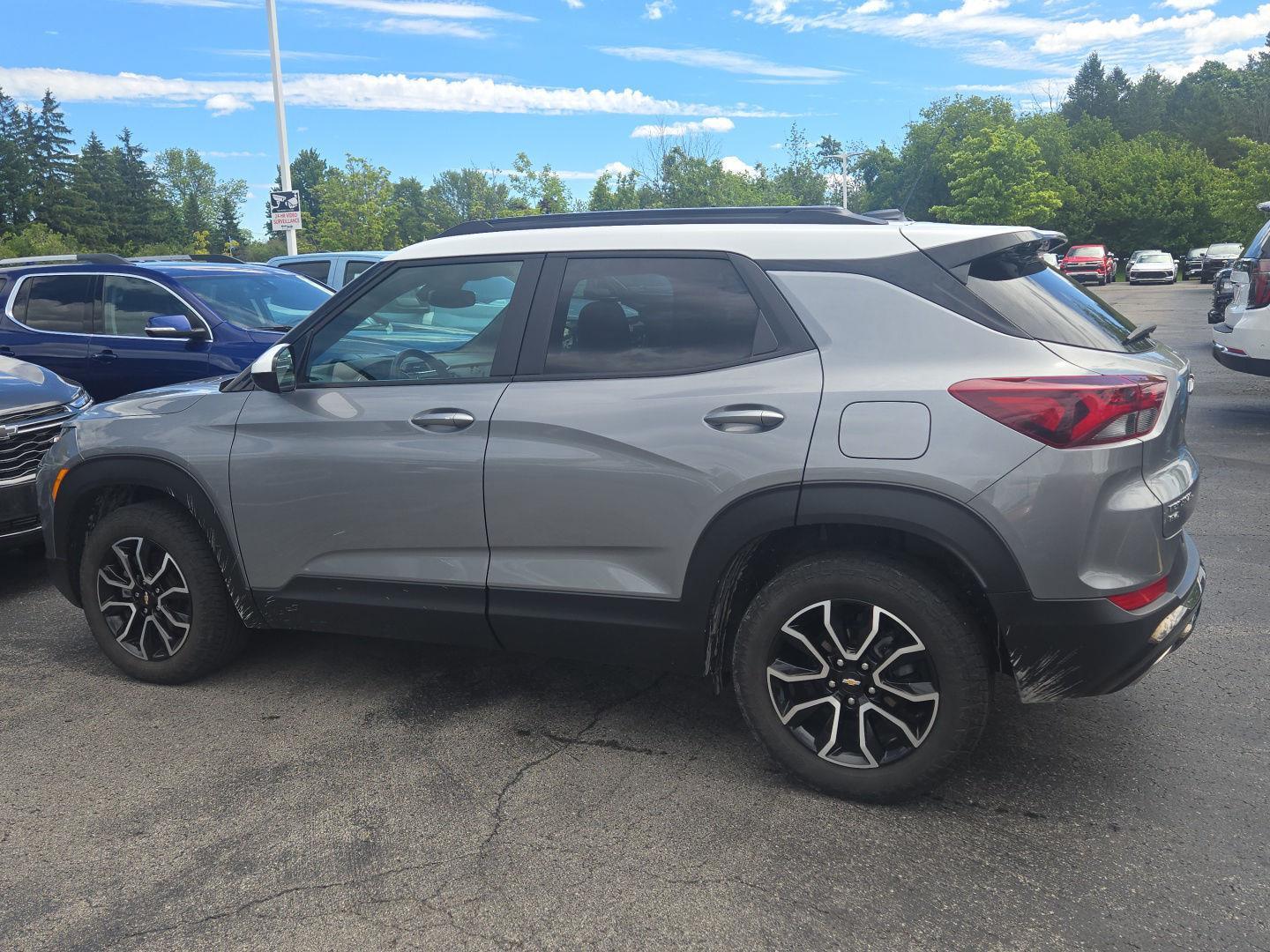 Used 2023 Sterling Gray Metallic Chevrolet ACTIV image 4