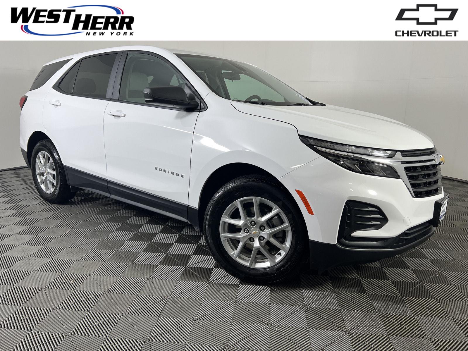 2022 Chevrolet Equinox LS