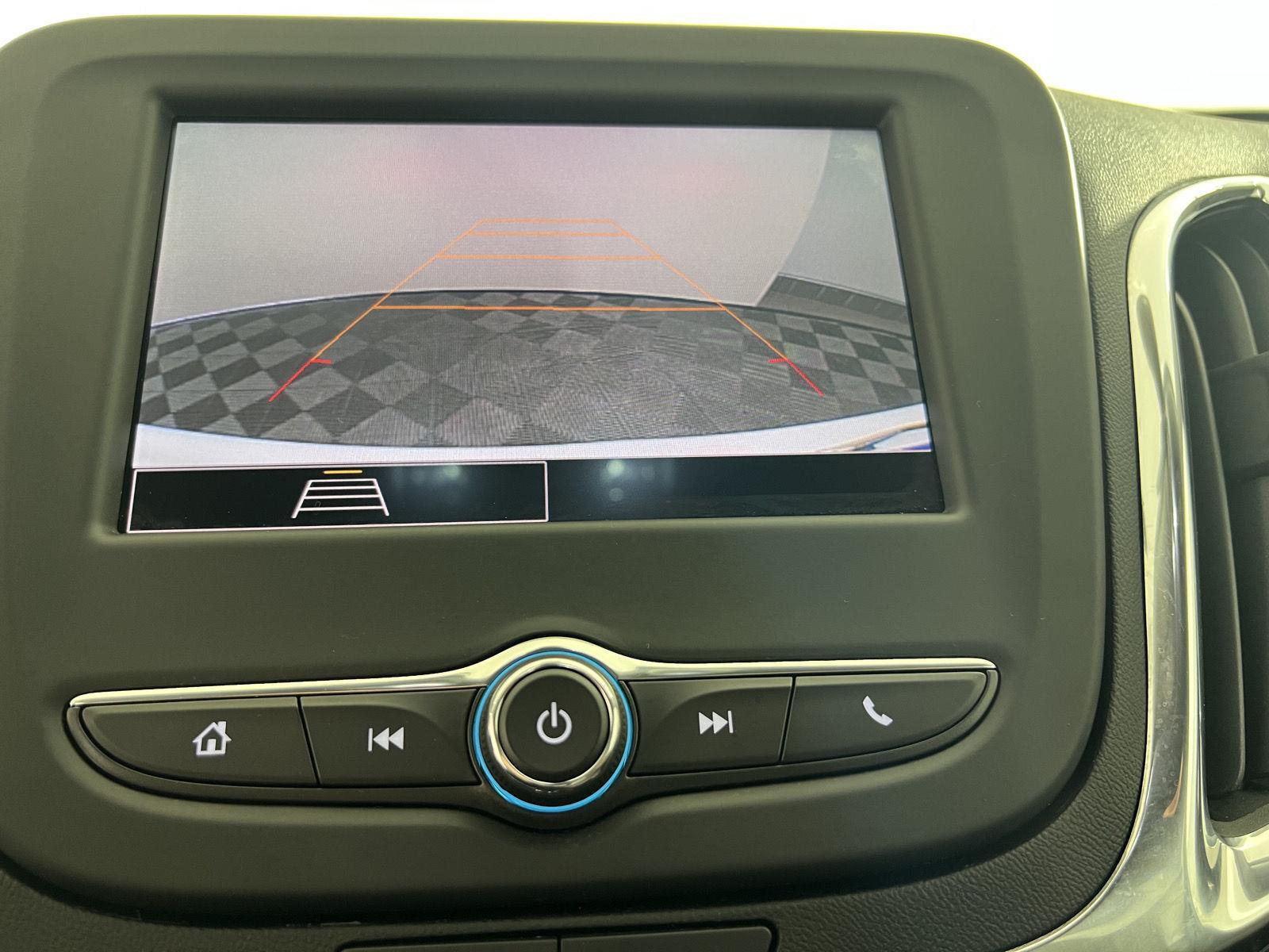 Used 2022 Summit White Chevrolet LS image 11