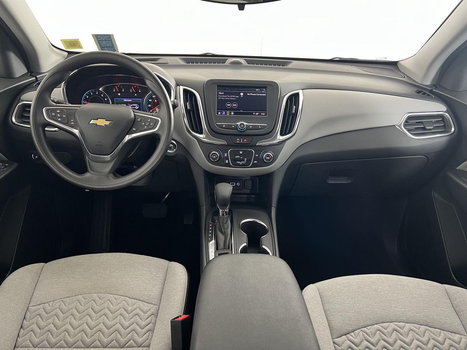 Used 2022 Summit White Chevrolet LS image 17