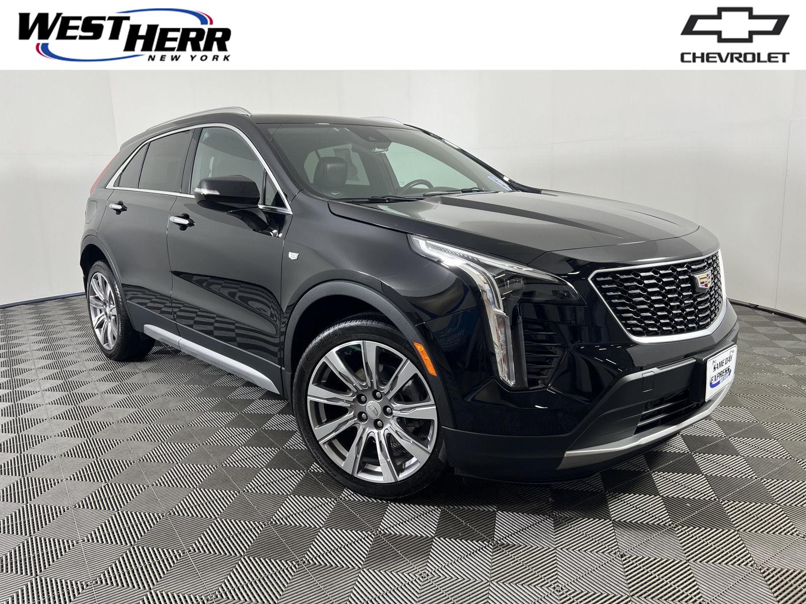 2023 Cadillac XT4 AWD Premium Luxury
