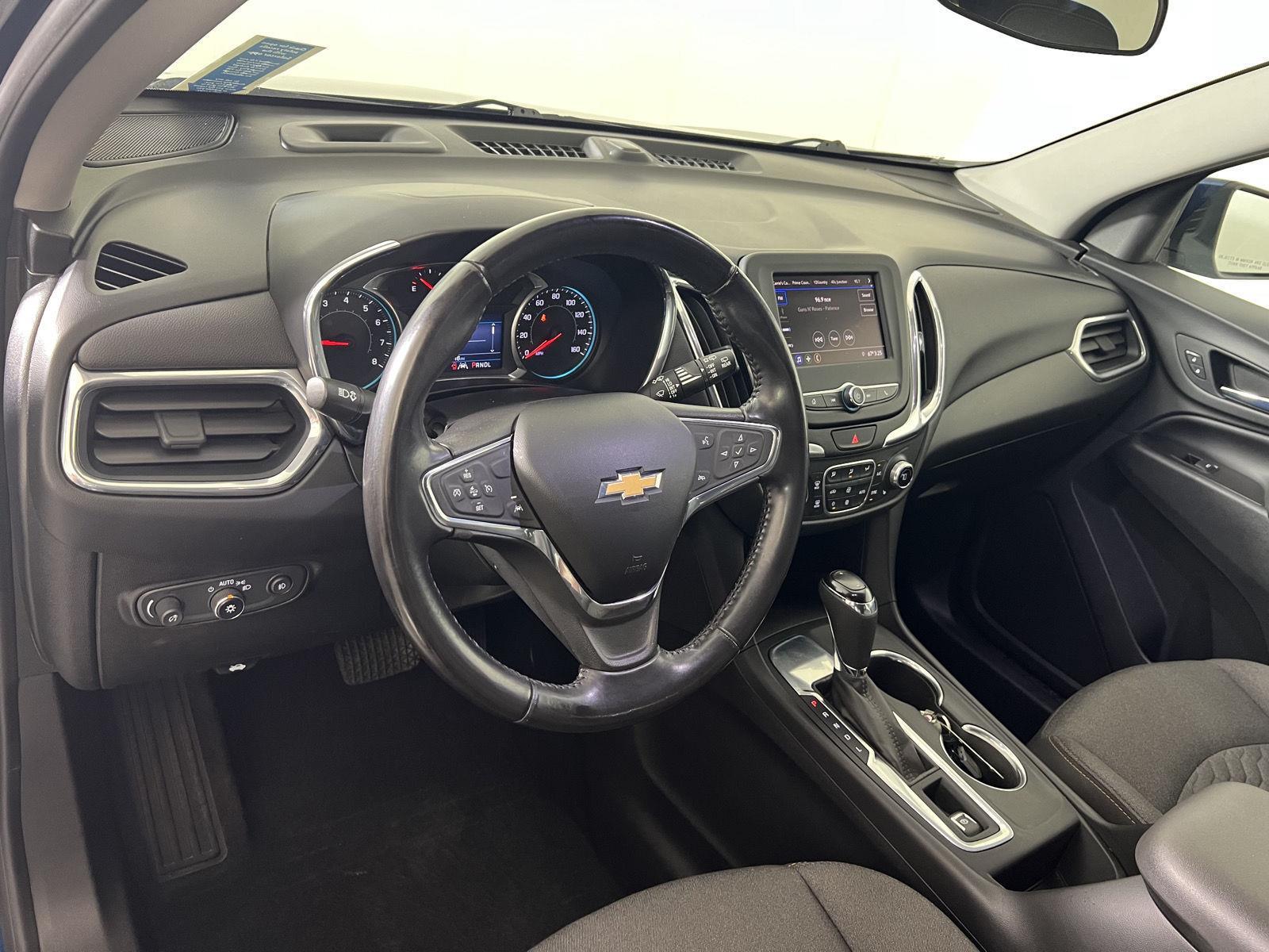 Used 2020 Pacific Blue Metallic Chevrolet LT image 5