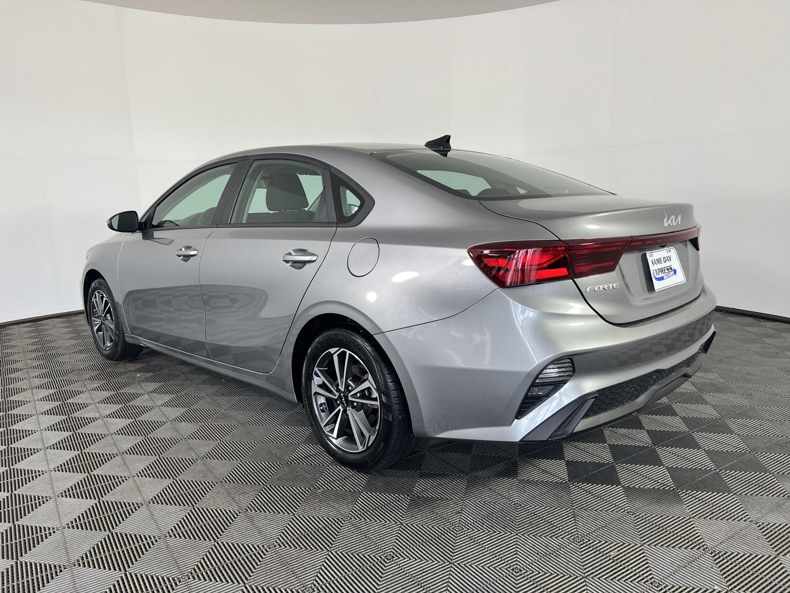 Used 2023 Steel Gray Kia LXS image 25
