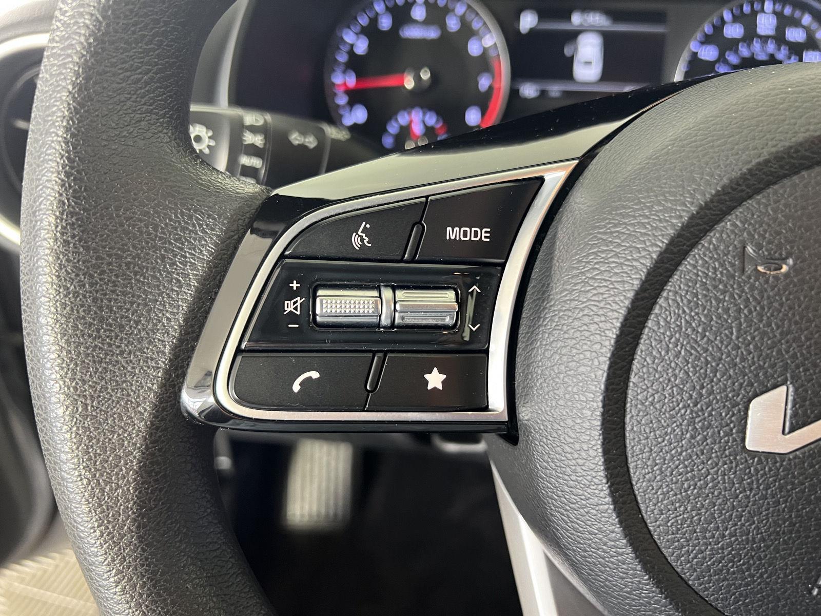 Used 2023 Steel Gray Kia LXS image 9