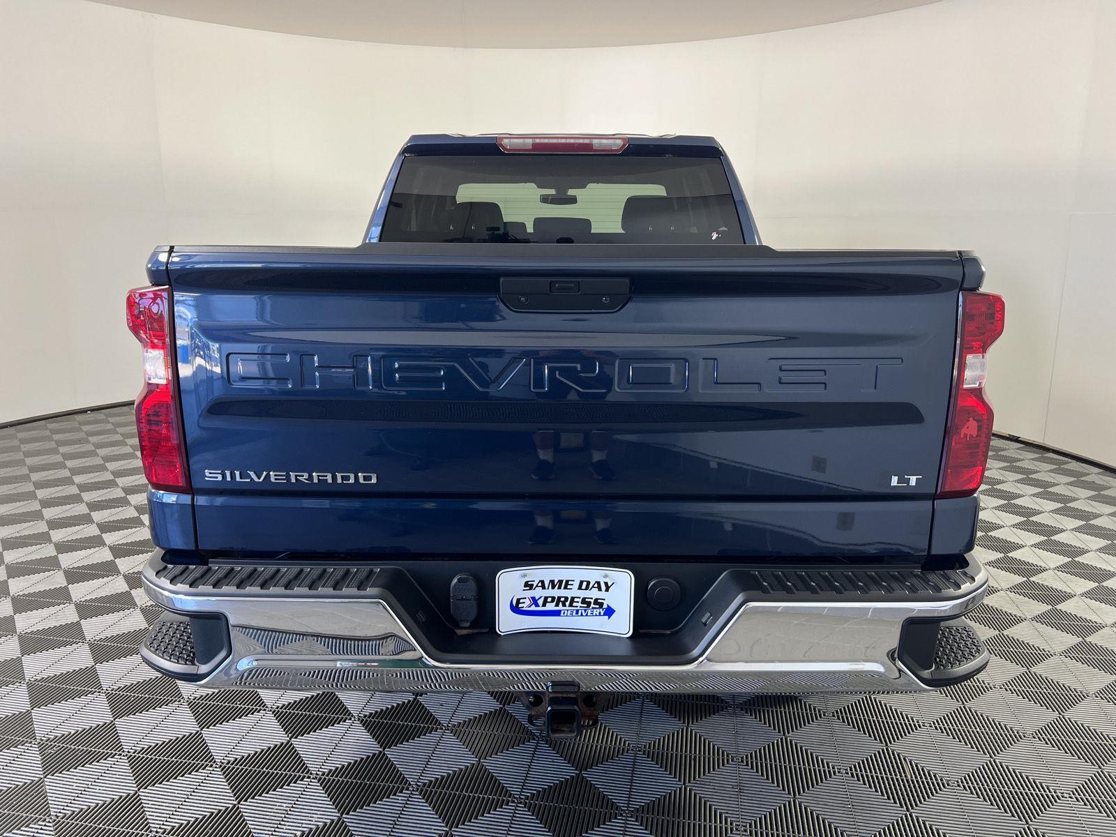 Used 2021 Blue Metallic Chevrolet LT image 28