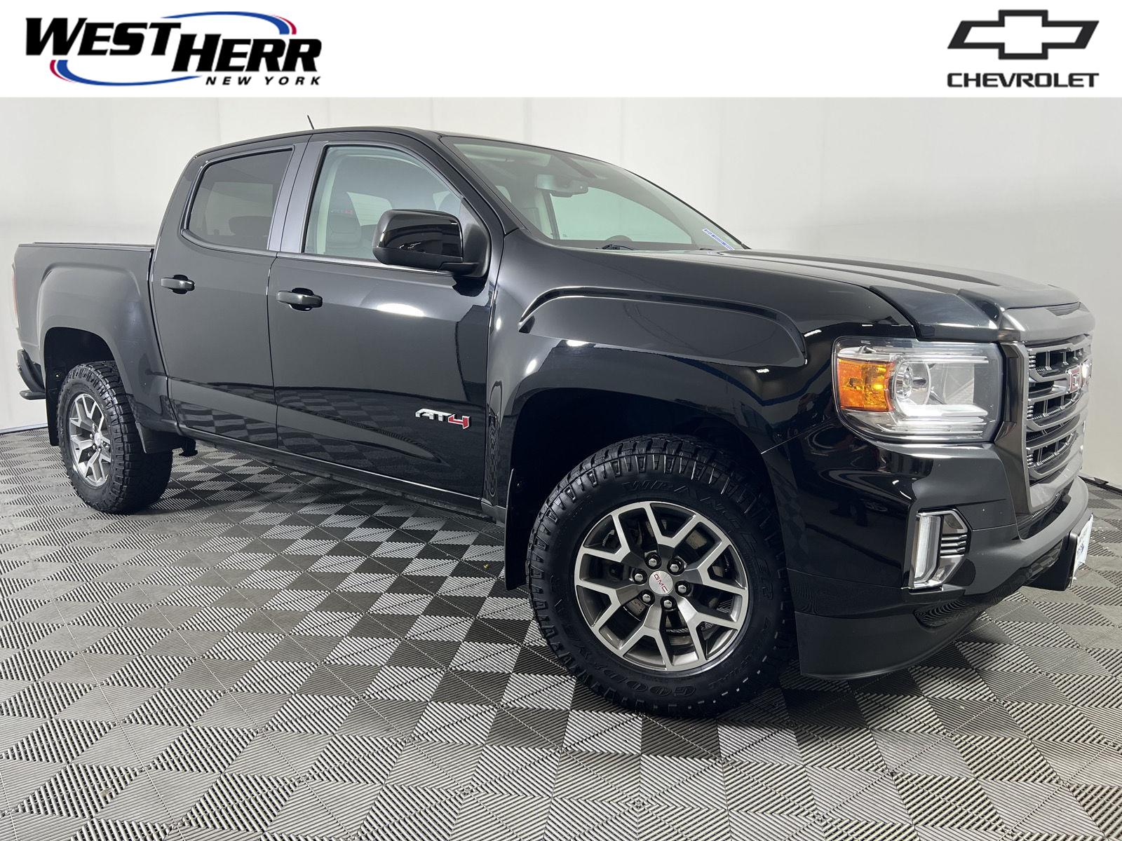 2022 GMC Canyon AT4 Crew Cab 4WD with Leather