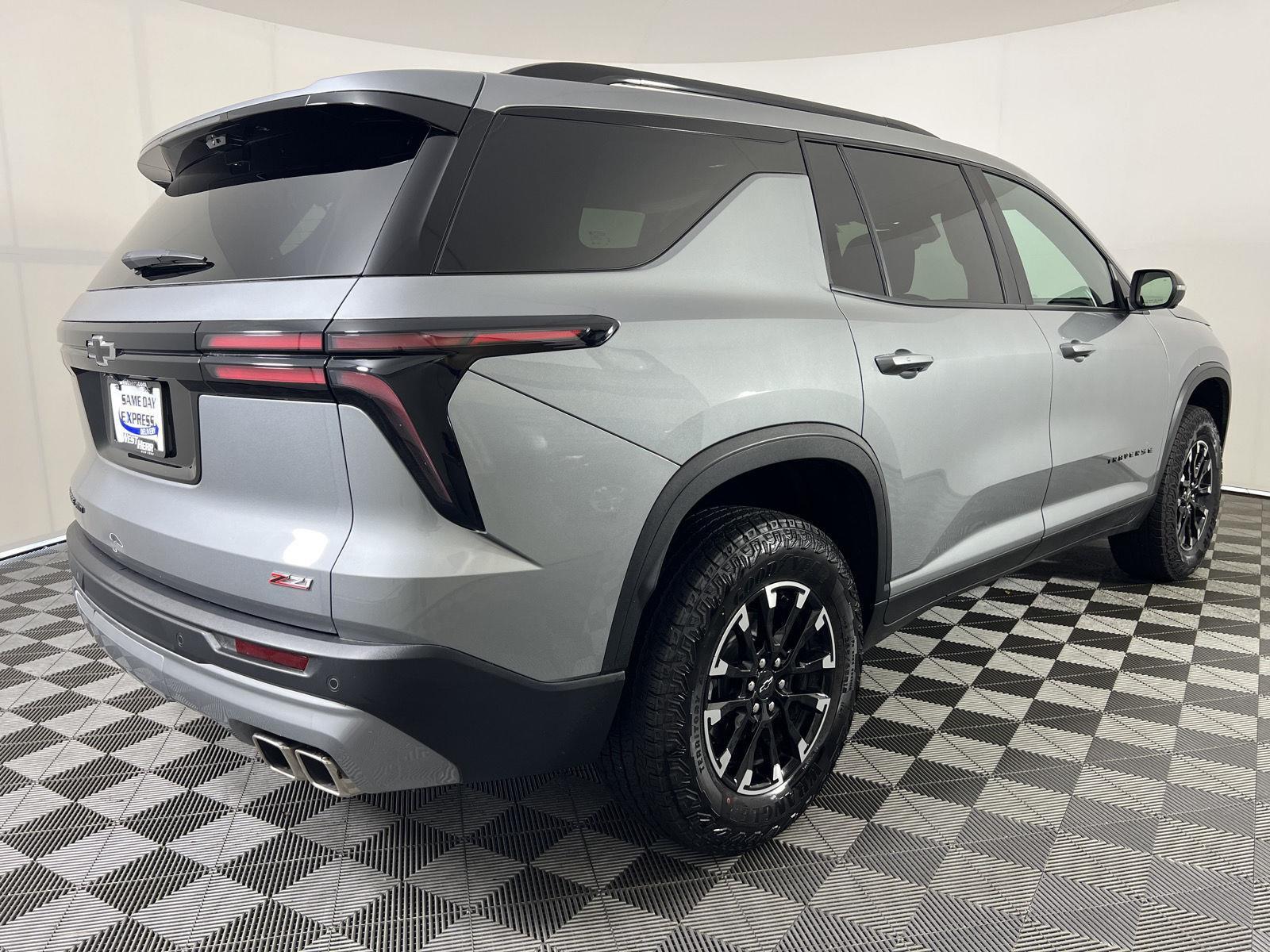New 2026 Sterling Gray Metallic Chevrolet AWD Z71 image 43