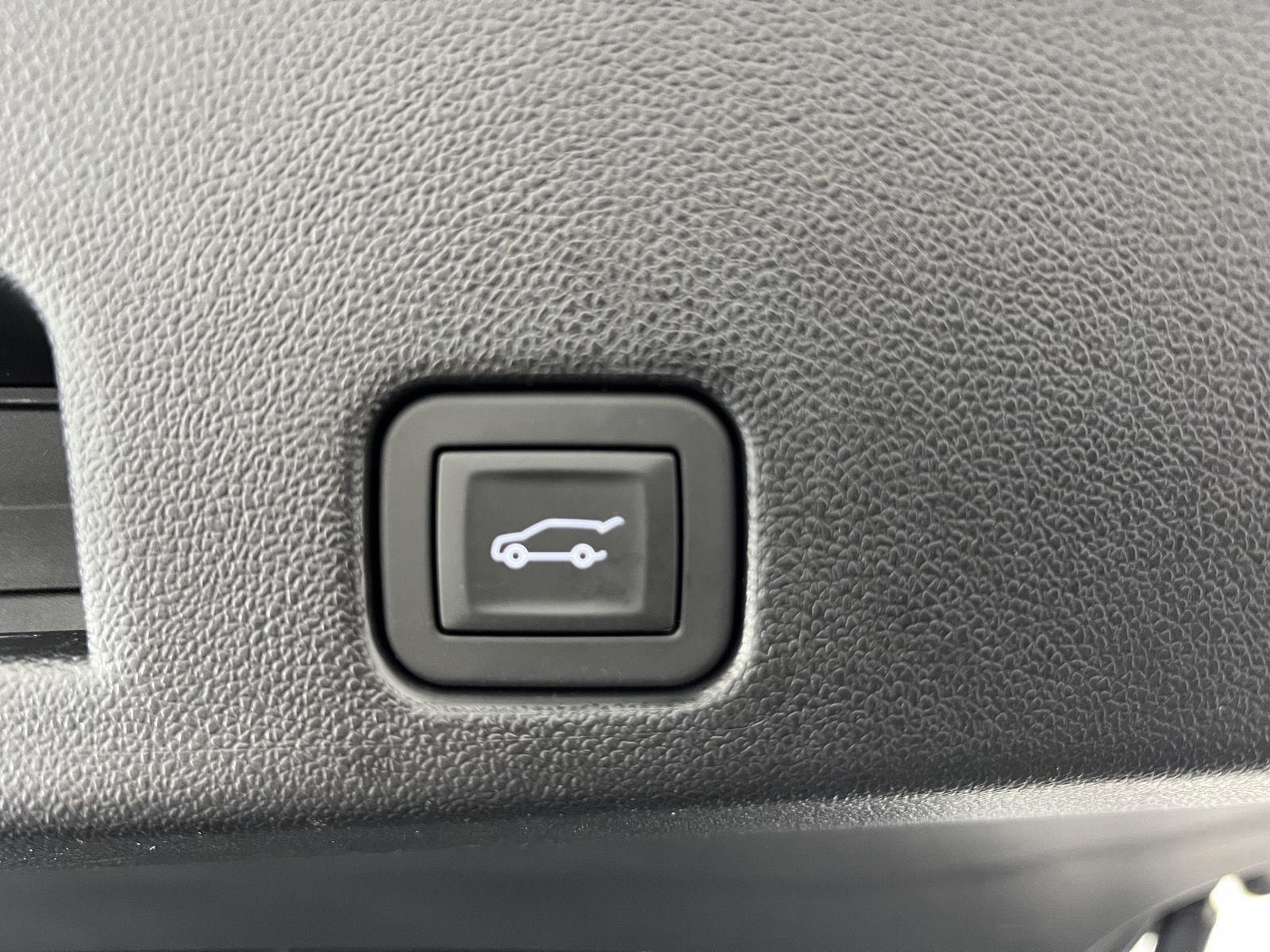 New 2026 Sterling Gray Metallic Chevrolet AWD Z71 image 37