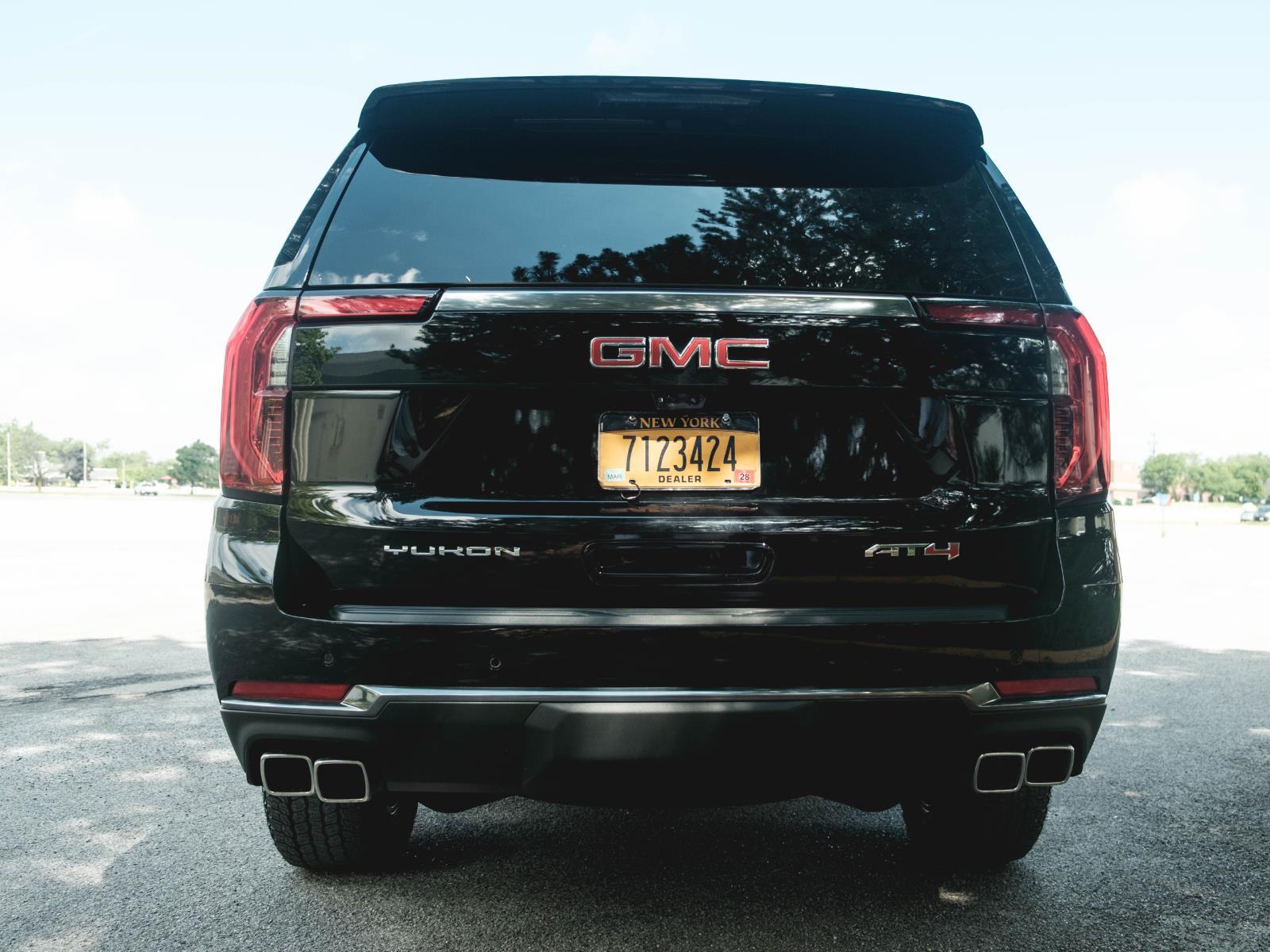 Used 2026 Onyx Black GMC AT4 image 39