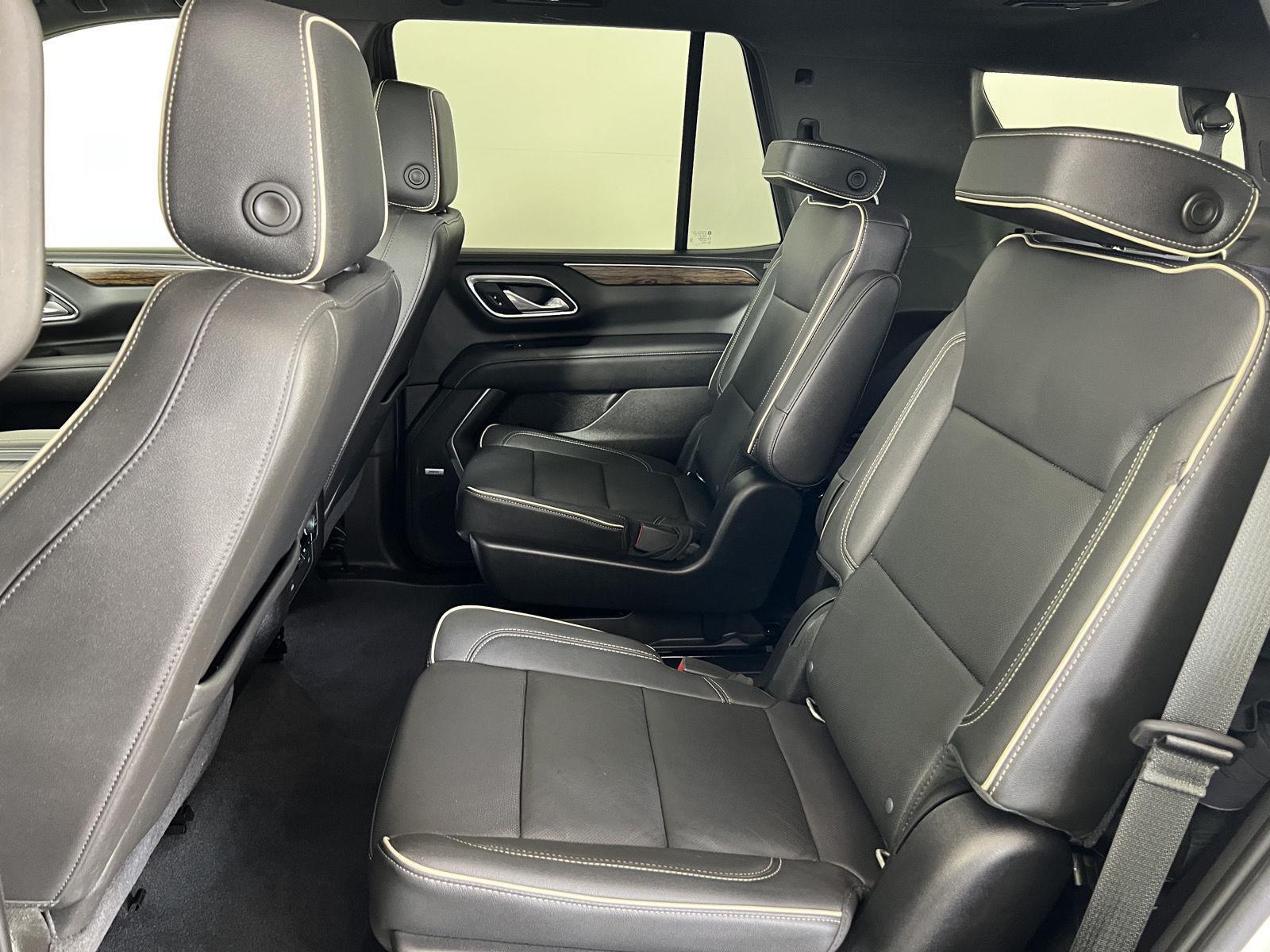 Used 2021 Summit White Chevrolet Premier image 24
