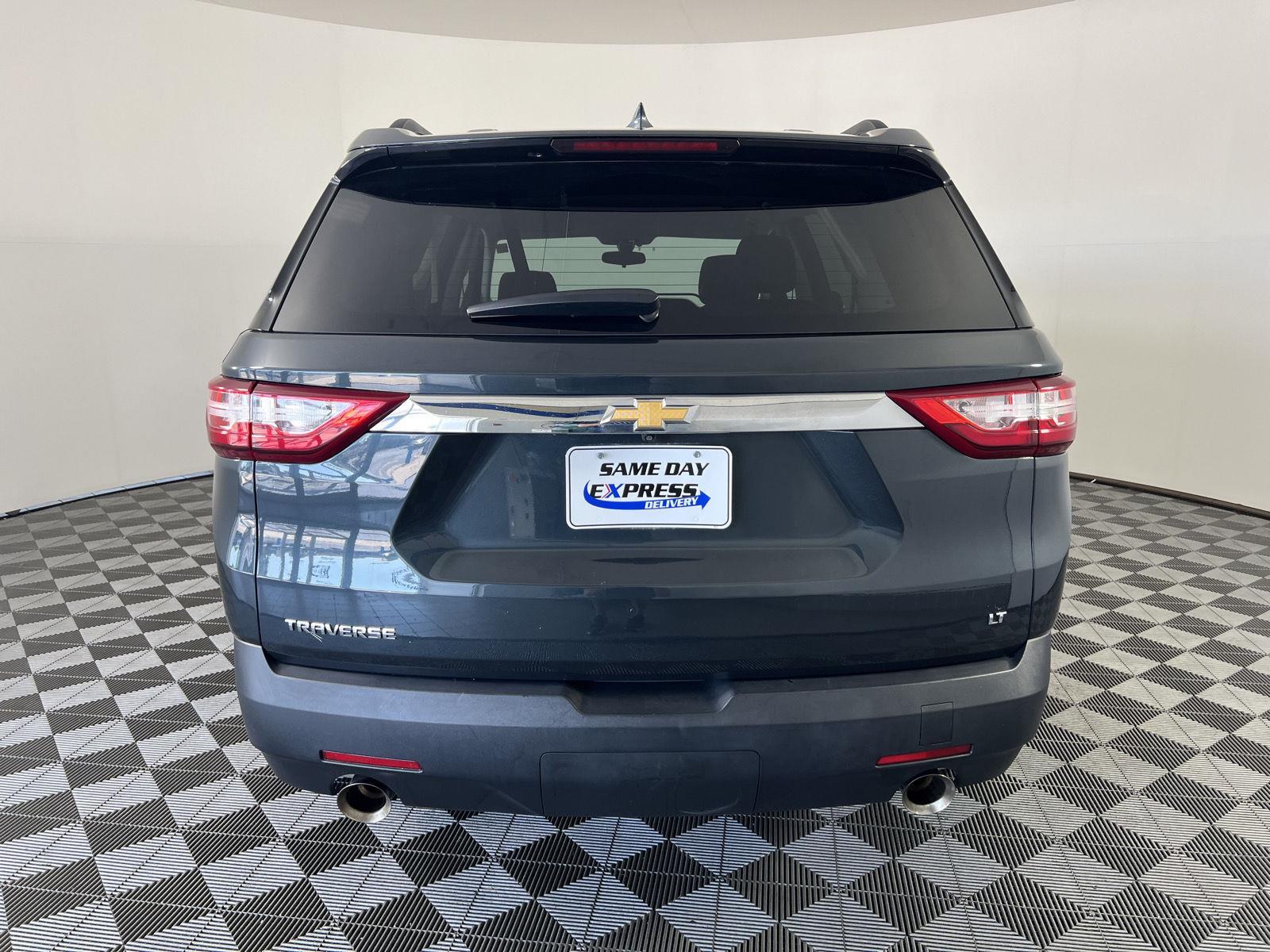 Used 2019 Graphite Metallic Chevrolet LT Cloth image 28