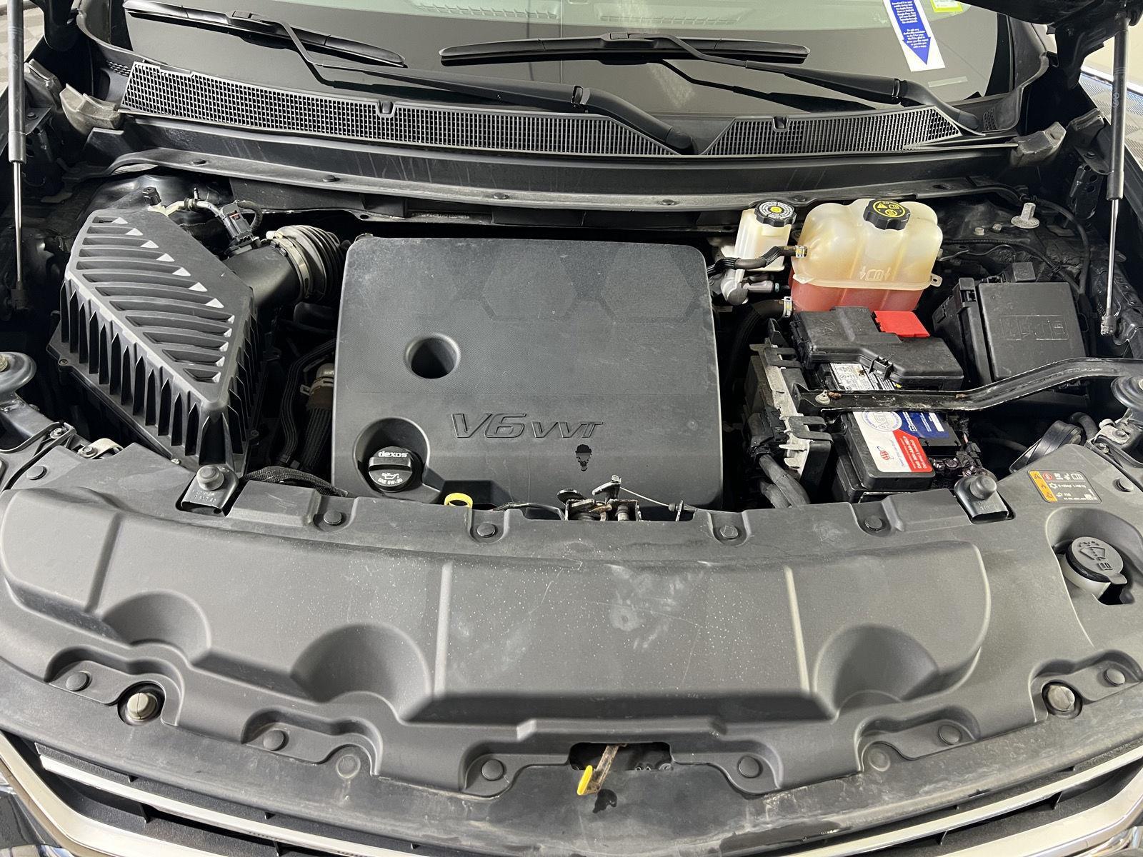 Used 2019 Graphite Metallic Chevrolet LT Cloth image 23