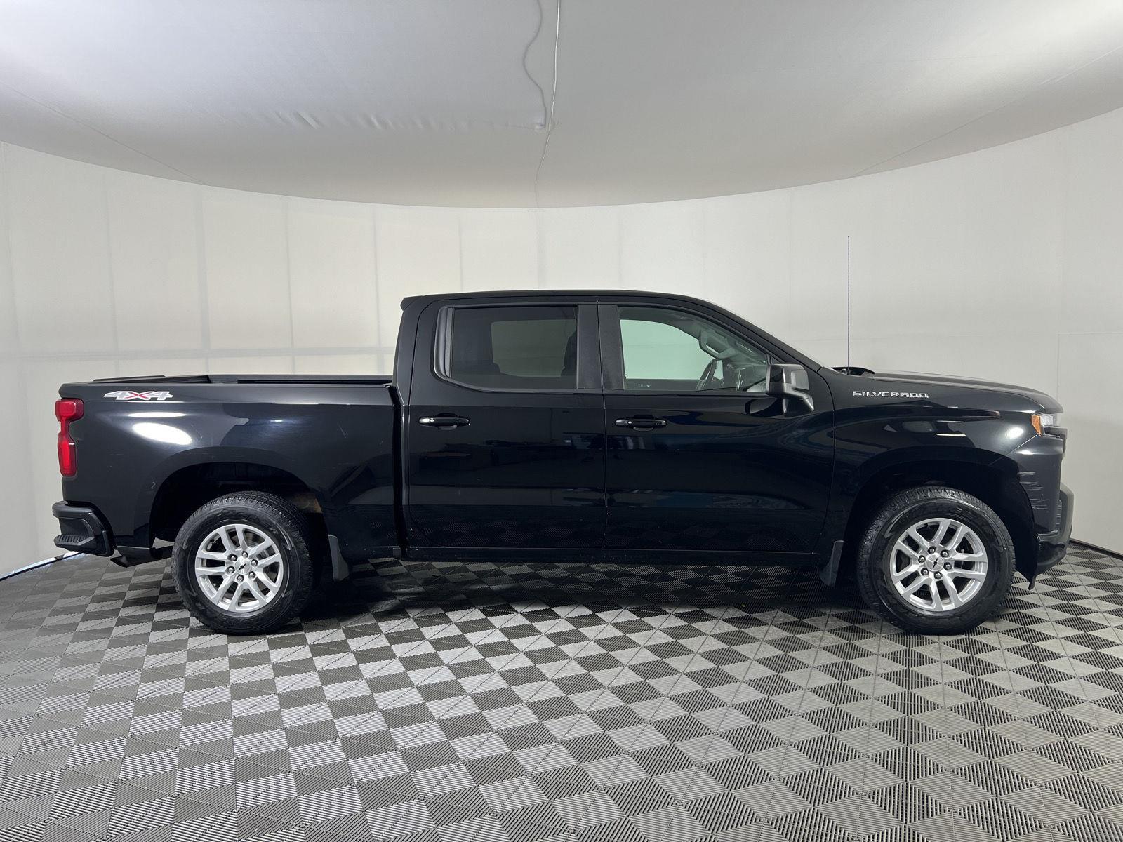 Used 2019 Black Chevrolet RST image 24