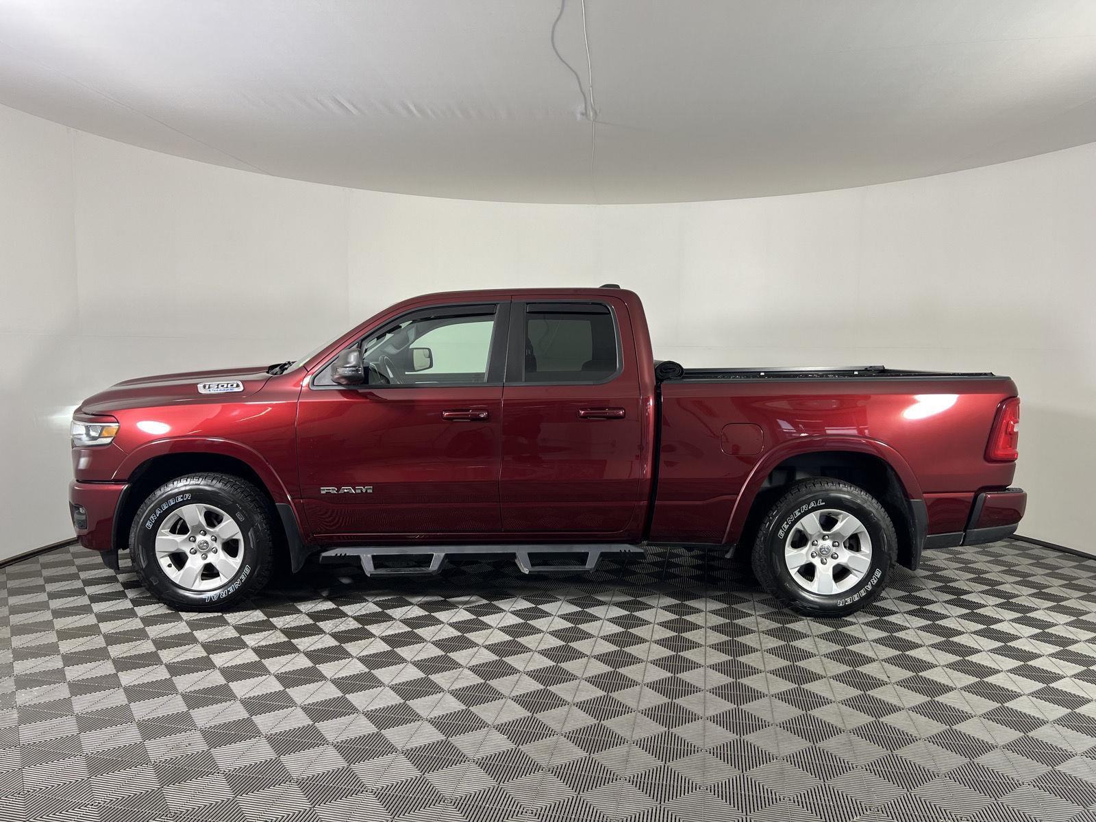 Used 2025 Delmonico Red Pearlcoat Ram Big Horn image 17