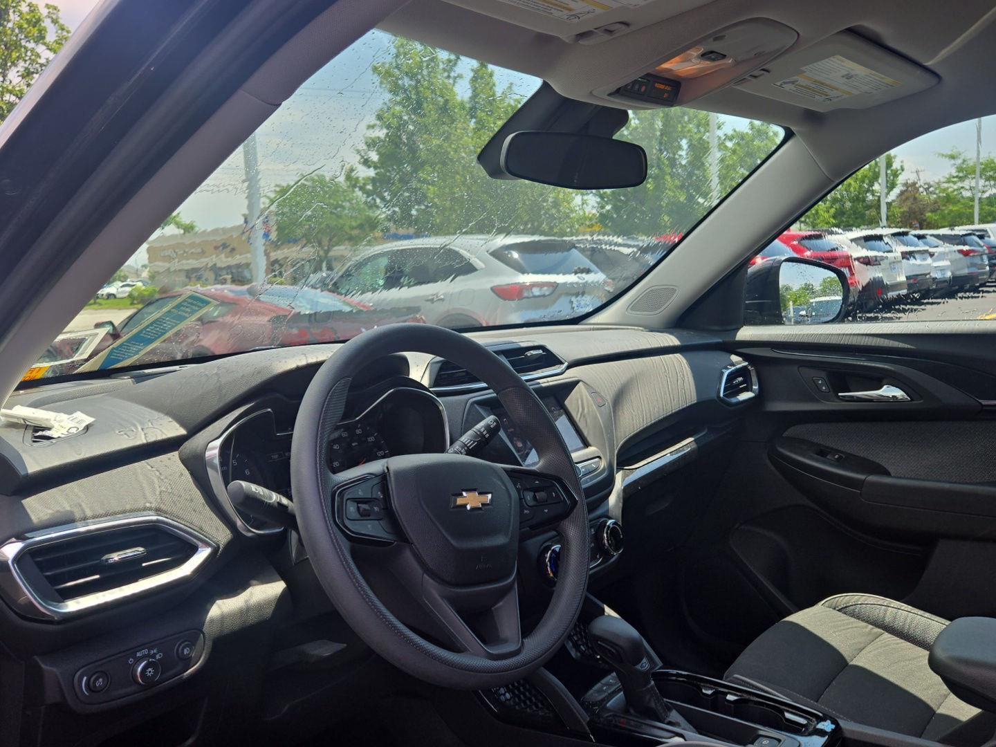 Used 2021 Midnight Blue Metallic Chevrolet LT image 2