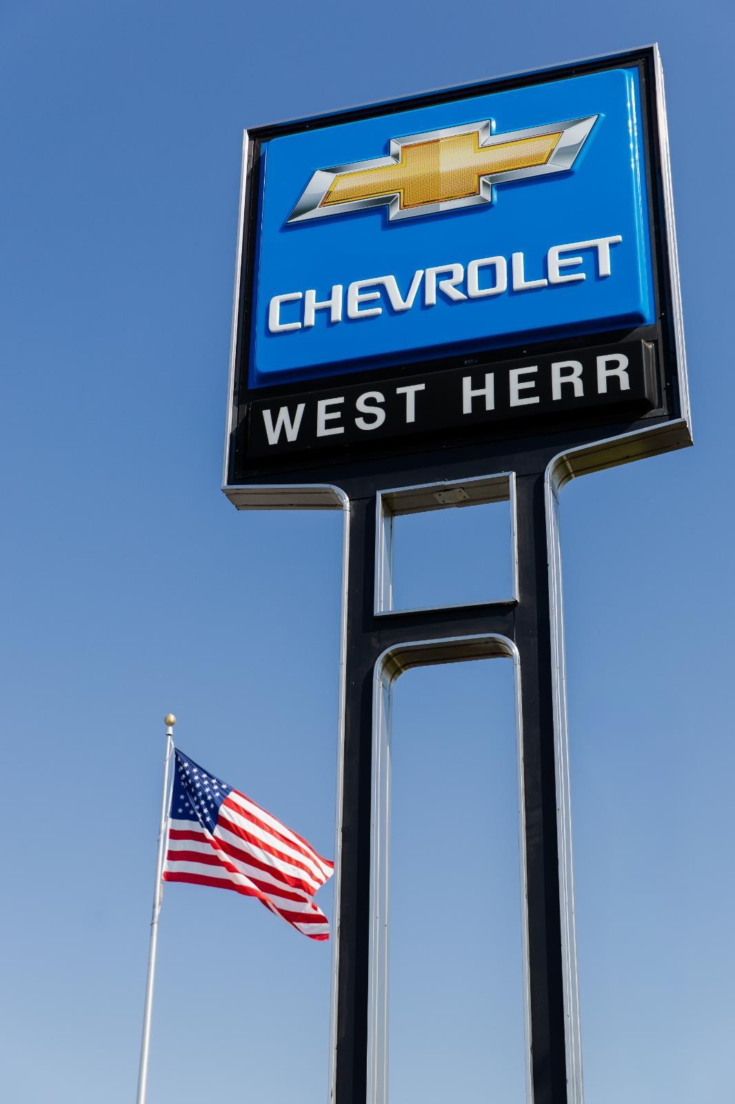Used 2019 Black Chevrolet RST image 34