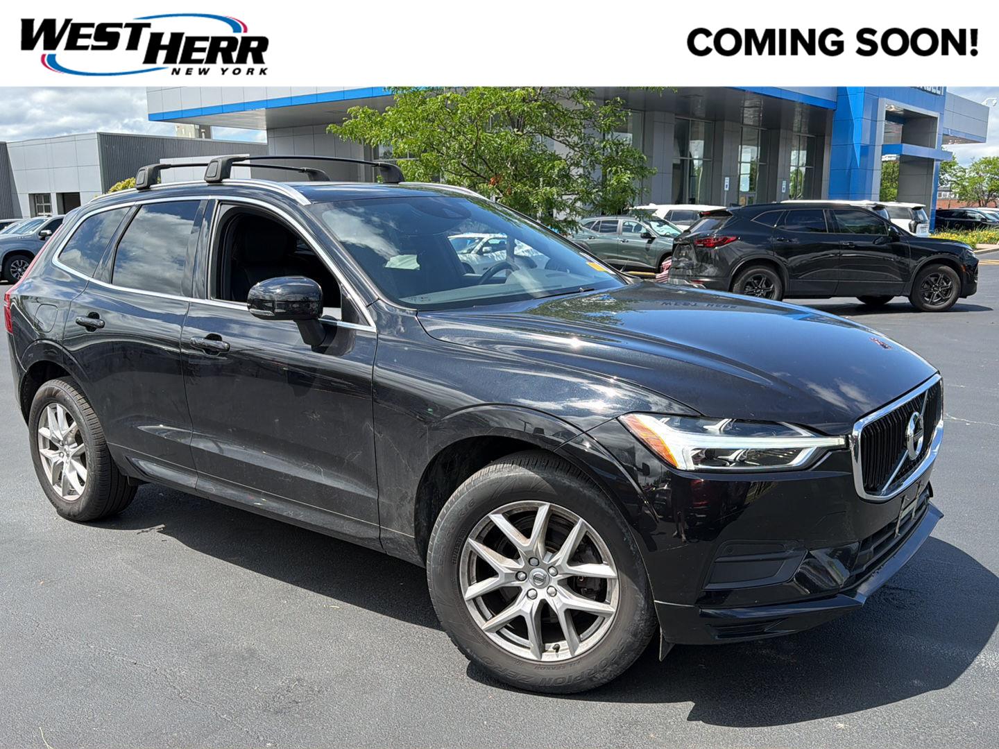  2020 Volvo XC60 T5 Momentum AWD   