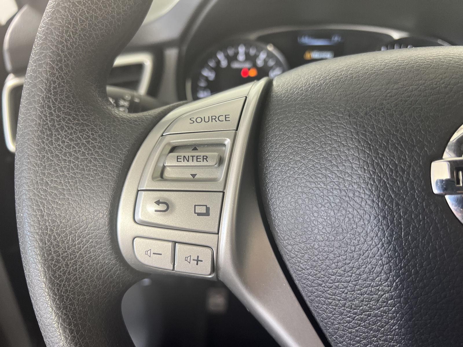 Used 2016 Magnetic Black Nissan SV image 11