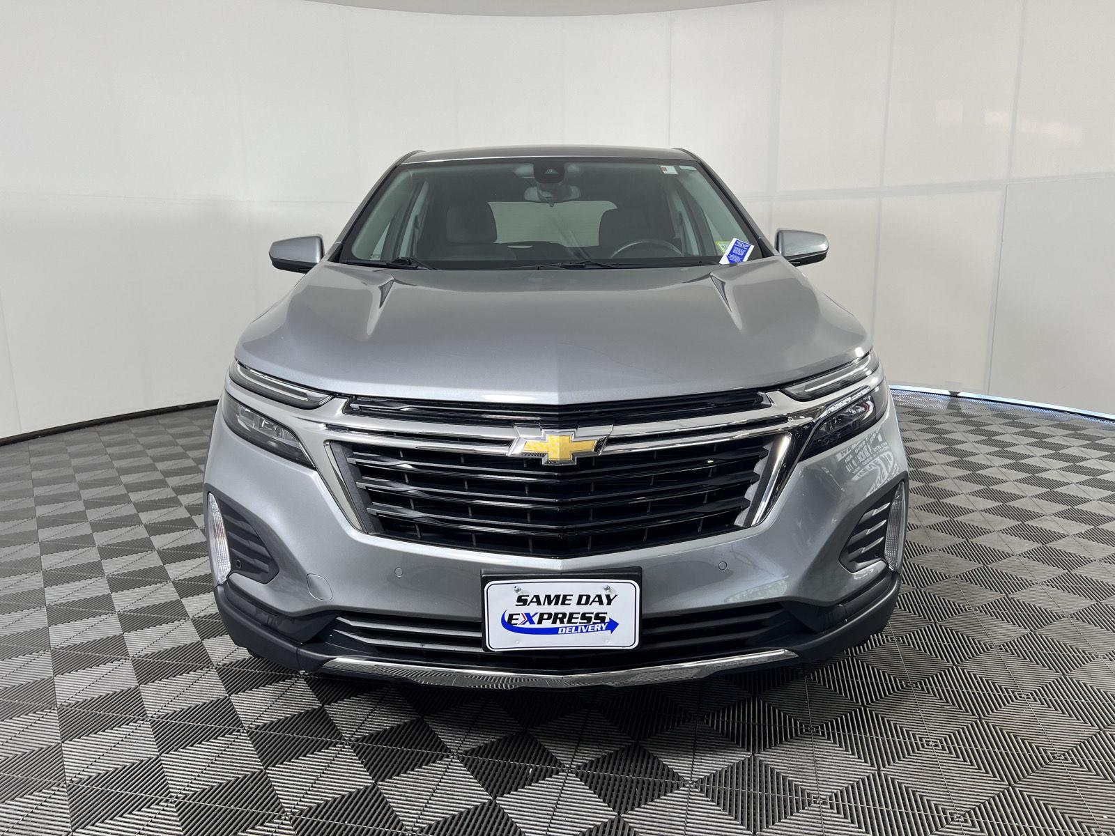 Used 2024 Sterling Gray Metallic Chevrolet LT image 31
