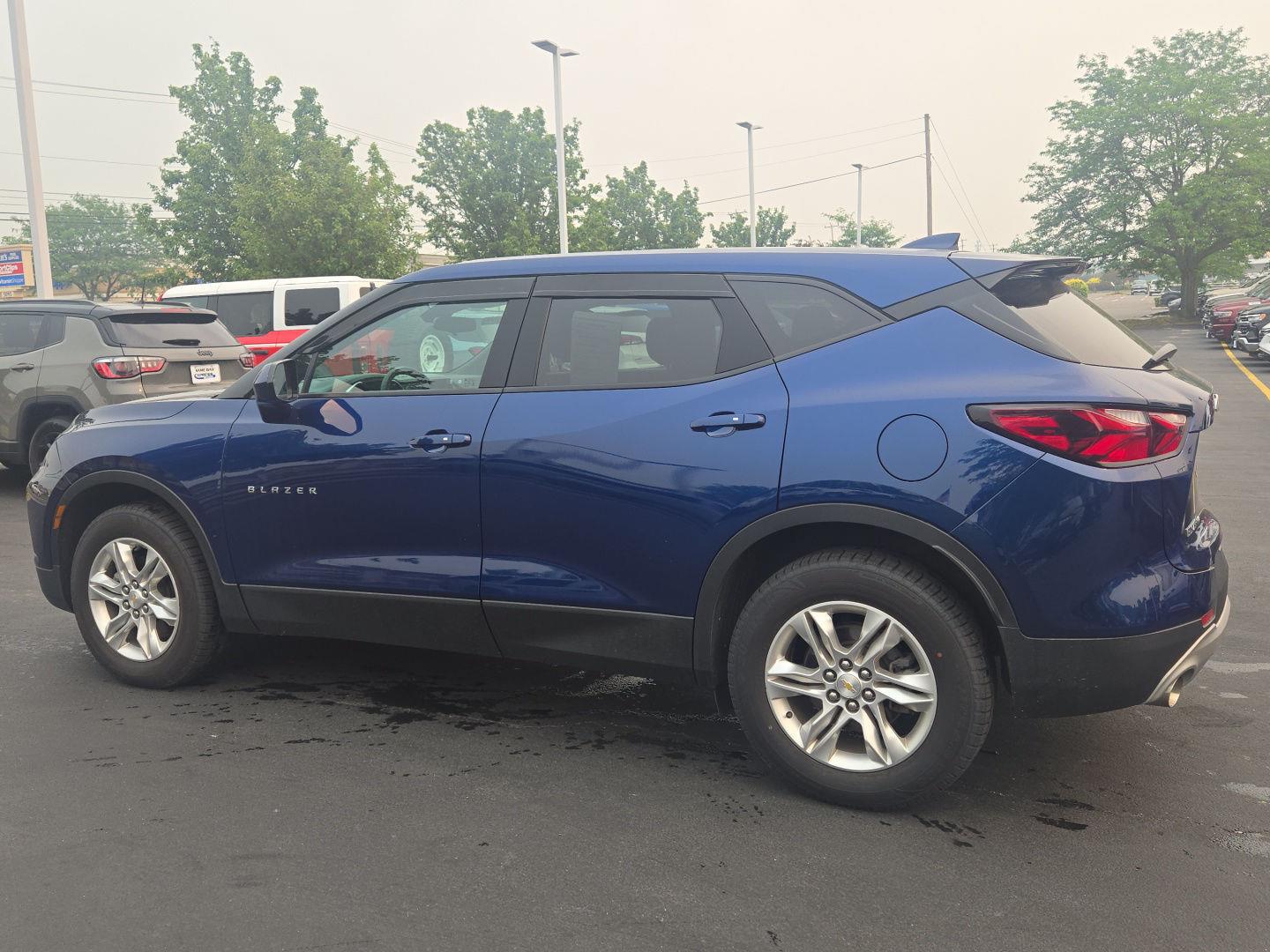 Used 2022 Blue Glow Metallic Chevrolet LT image 4